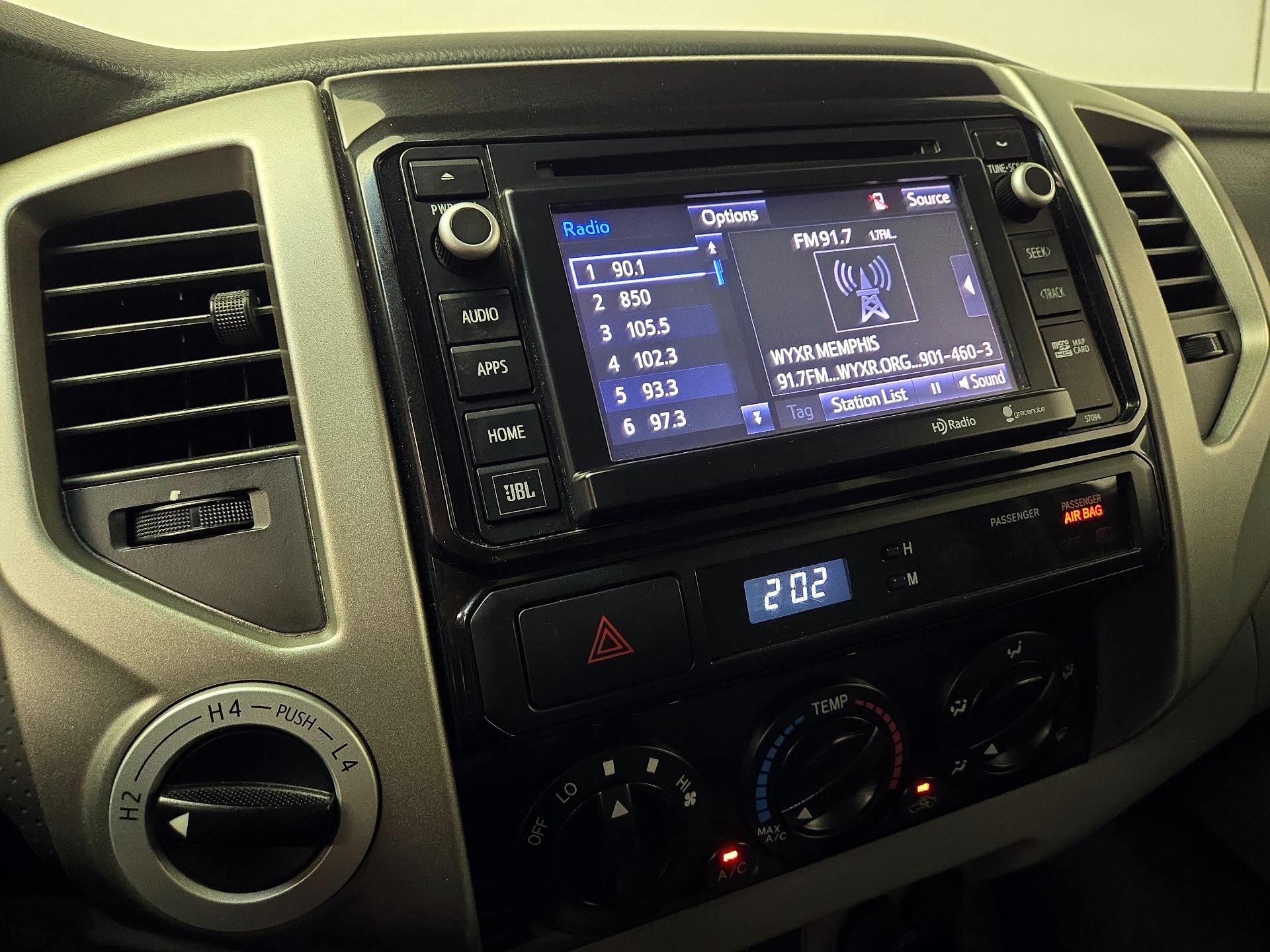 Thumbnail: 2014 Toyota Tacoma - 15