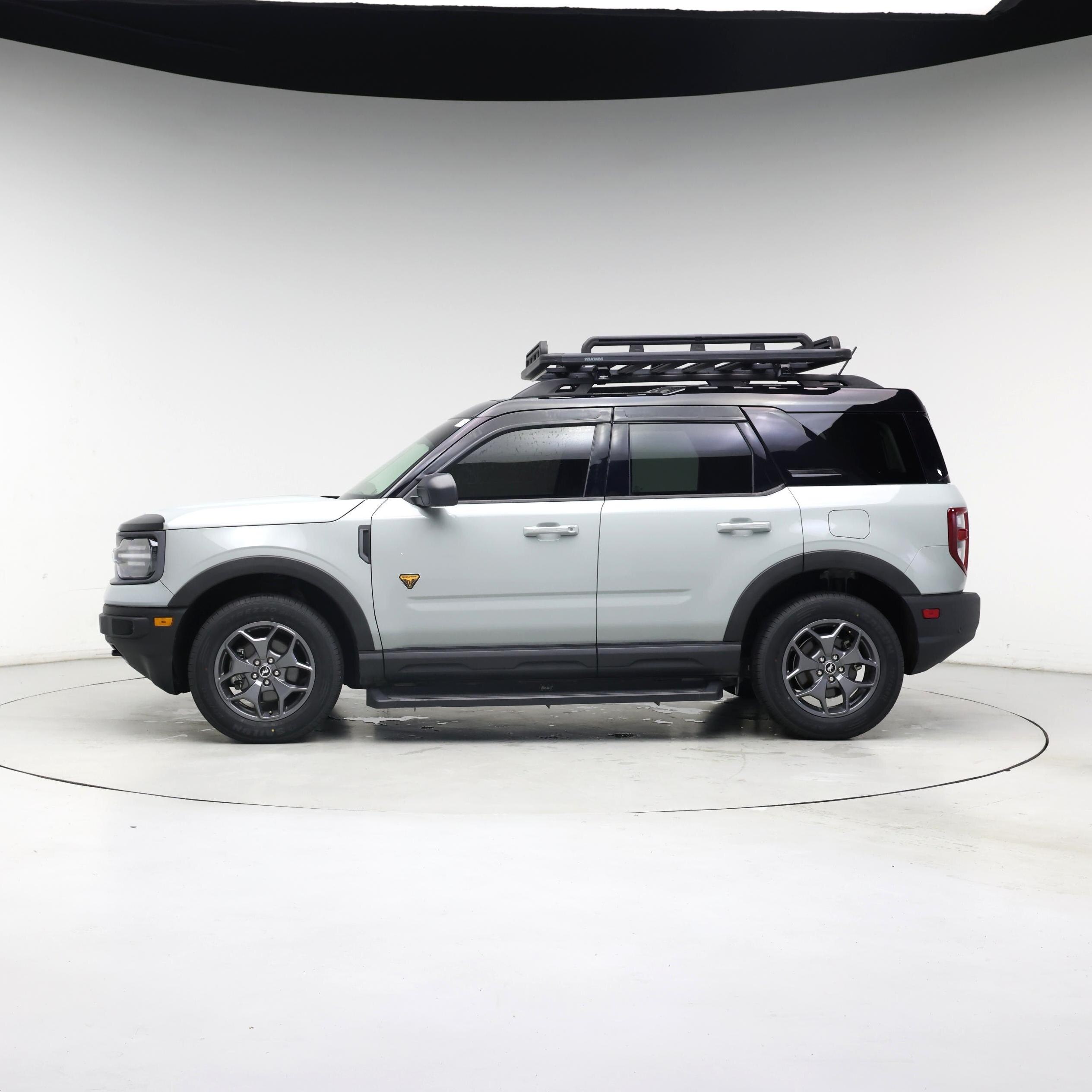 Thumbnail: 2022 Ford Bronco Sport - 3