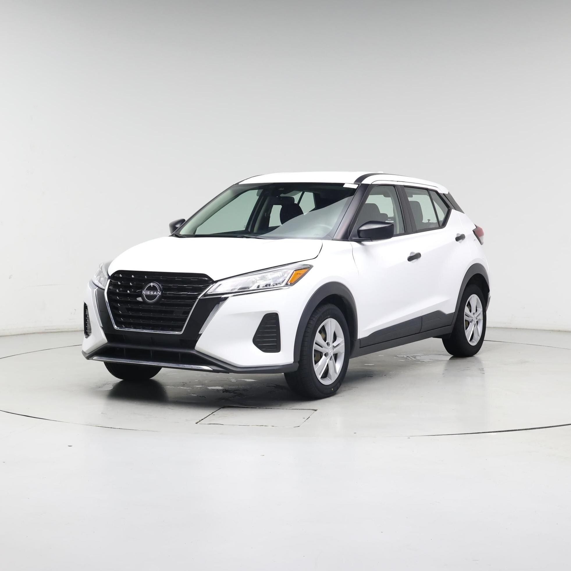 Thumbnail: 2023 Nissan Kicks - 4