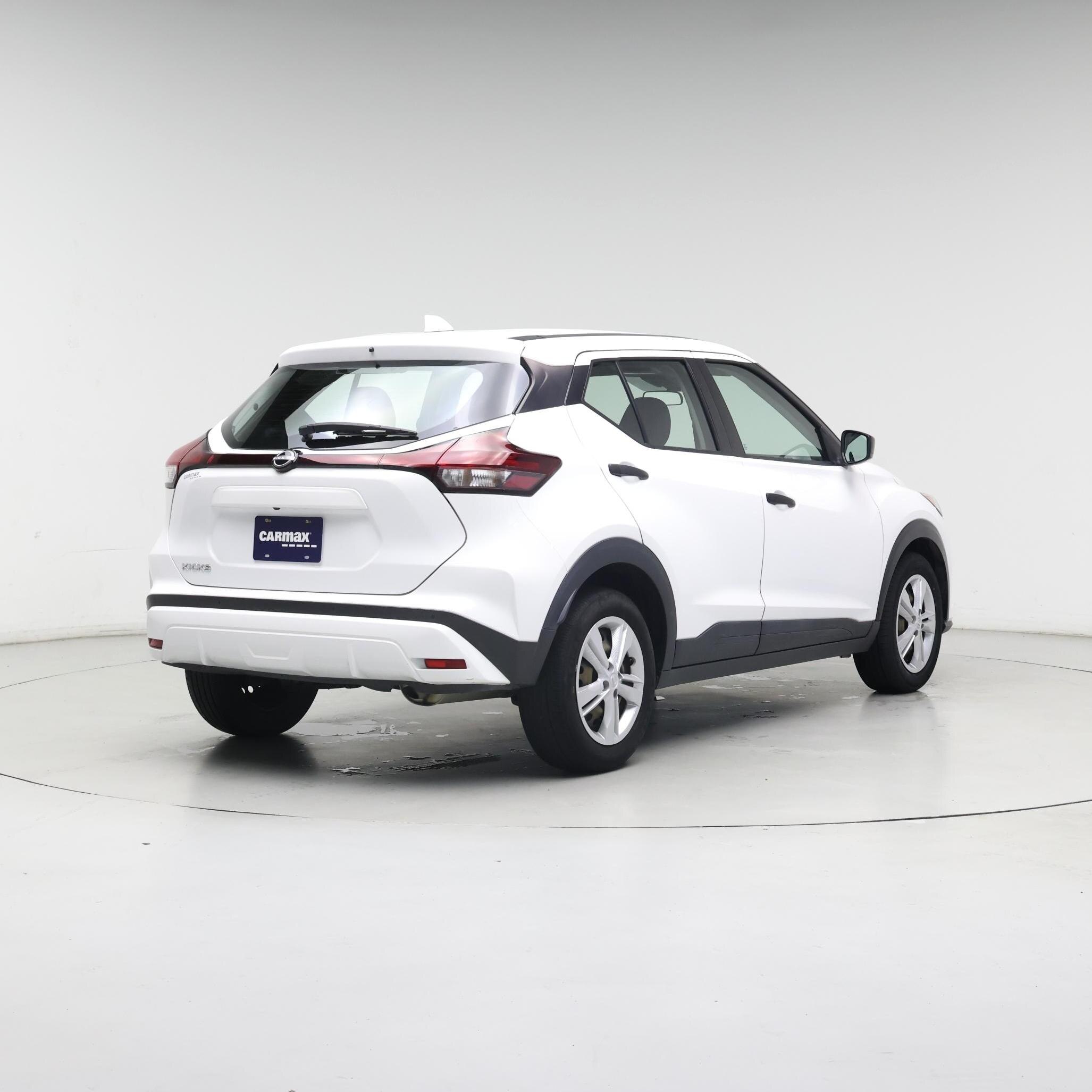 Thumbnail: 2023 Nissan Kicks - 8