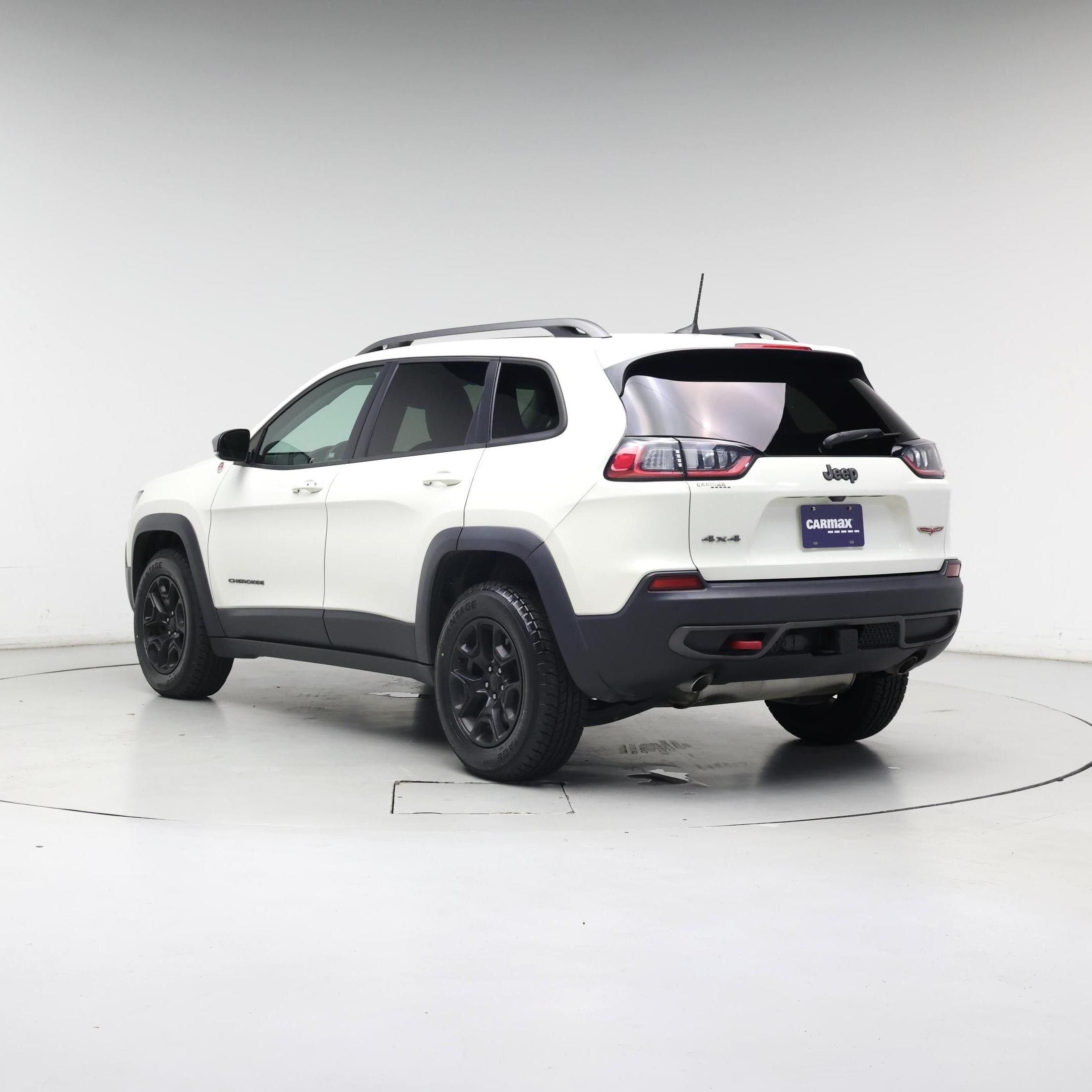 Thumbnail: 2019 Jeep Cherokee - 2