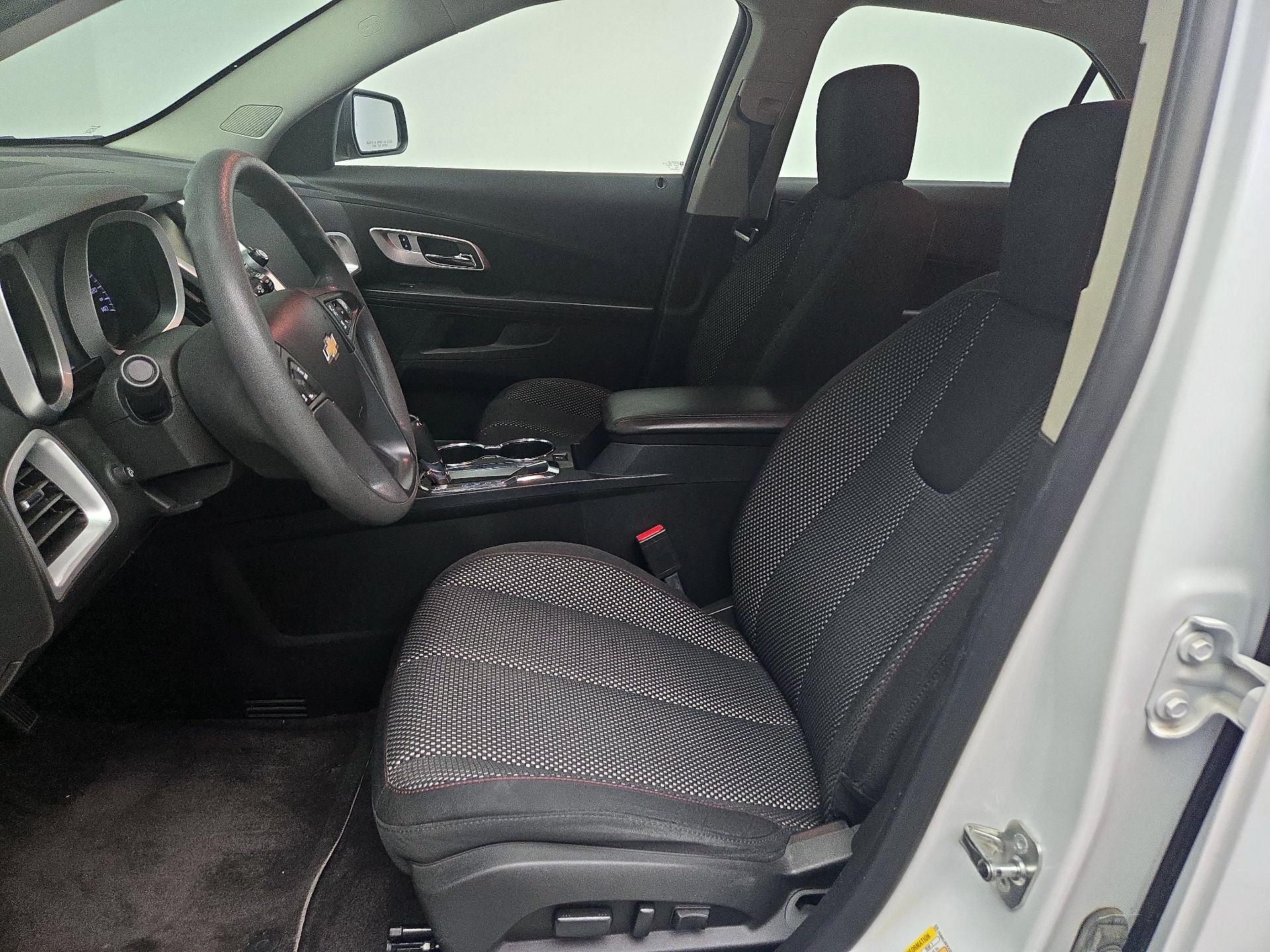 Thumbnail: 2016 Chevrolet Equinox - 11