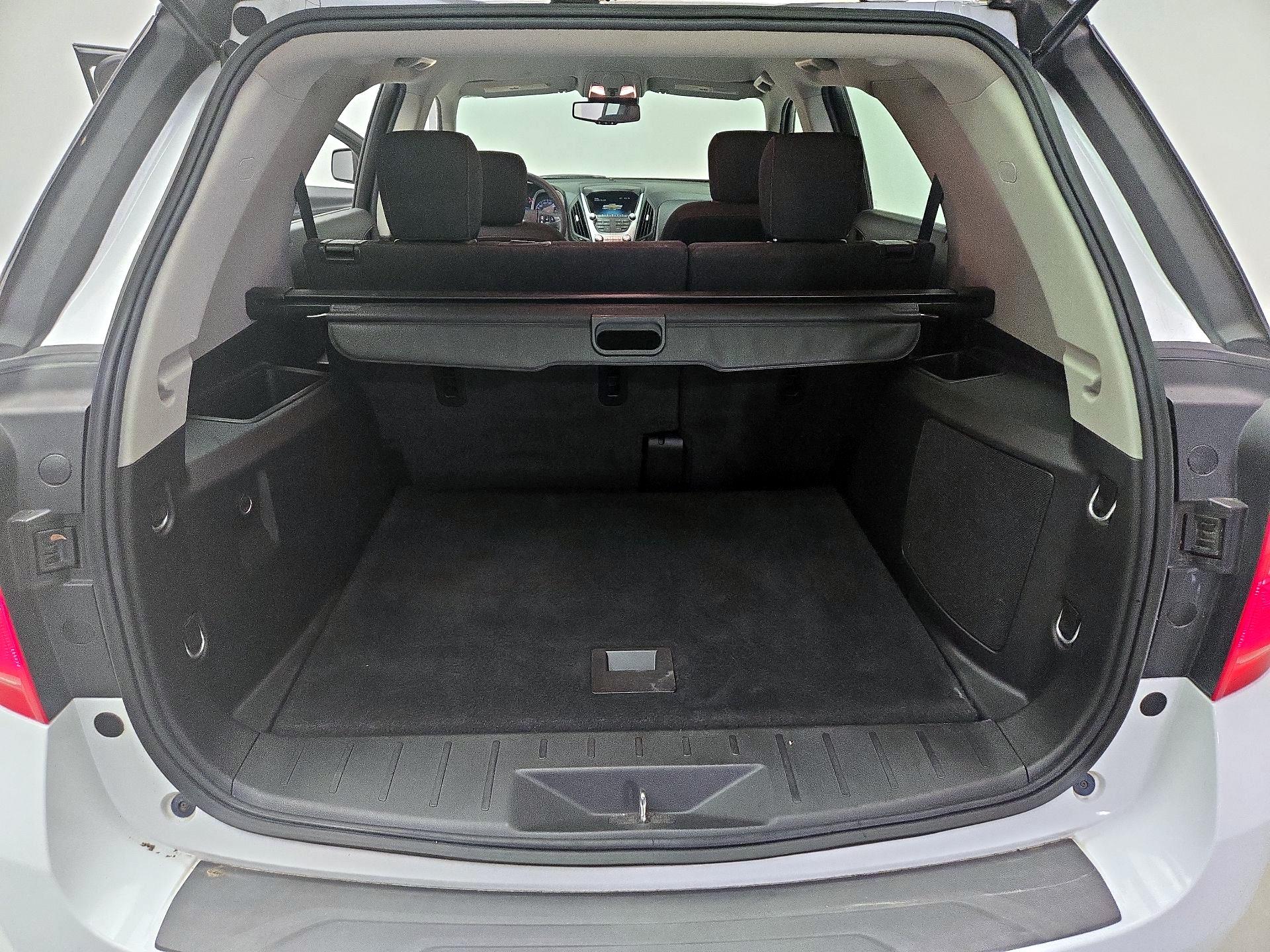 Thumbnail: 2016 Chevrolet Equinox - 19