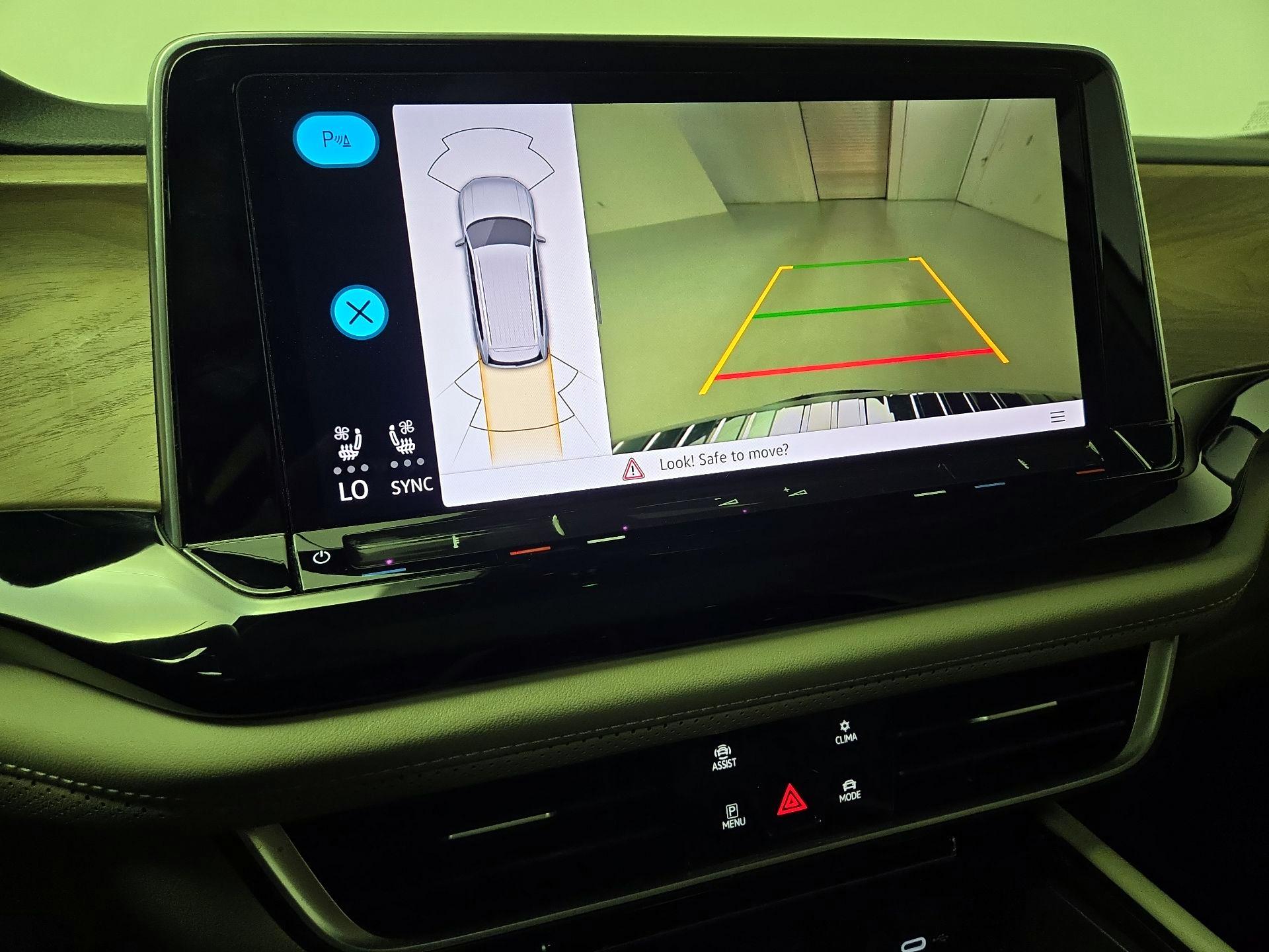 Thumbnail: 2024 Volkswagen Atlas - 14