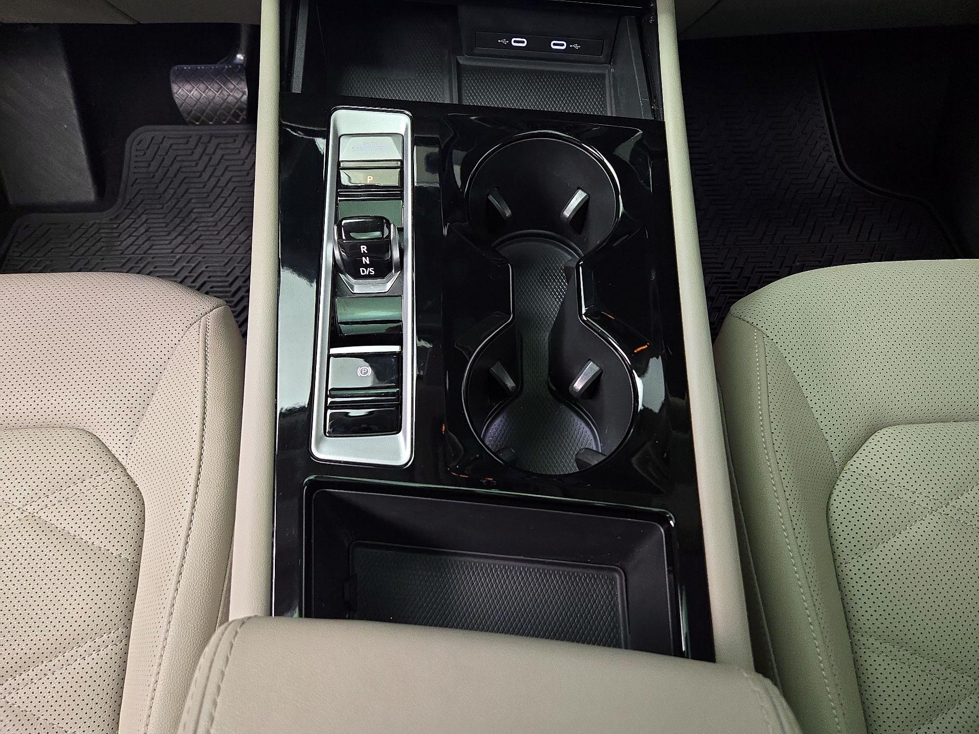 Thumbnail: 2024 Volkswagen Atlas - 17