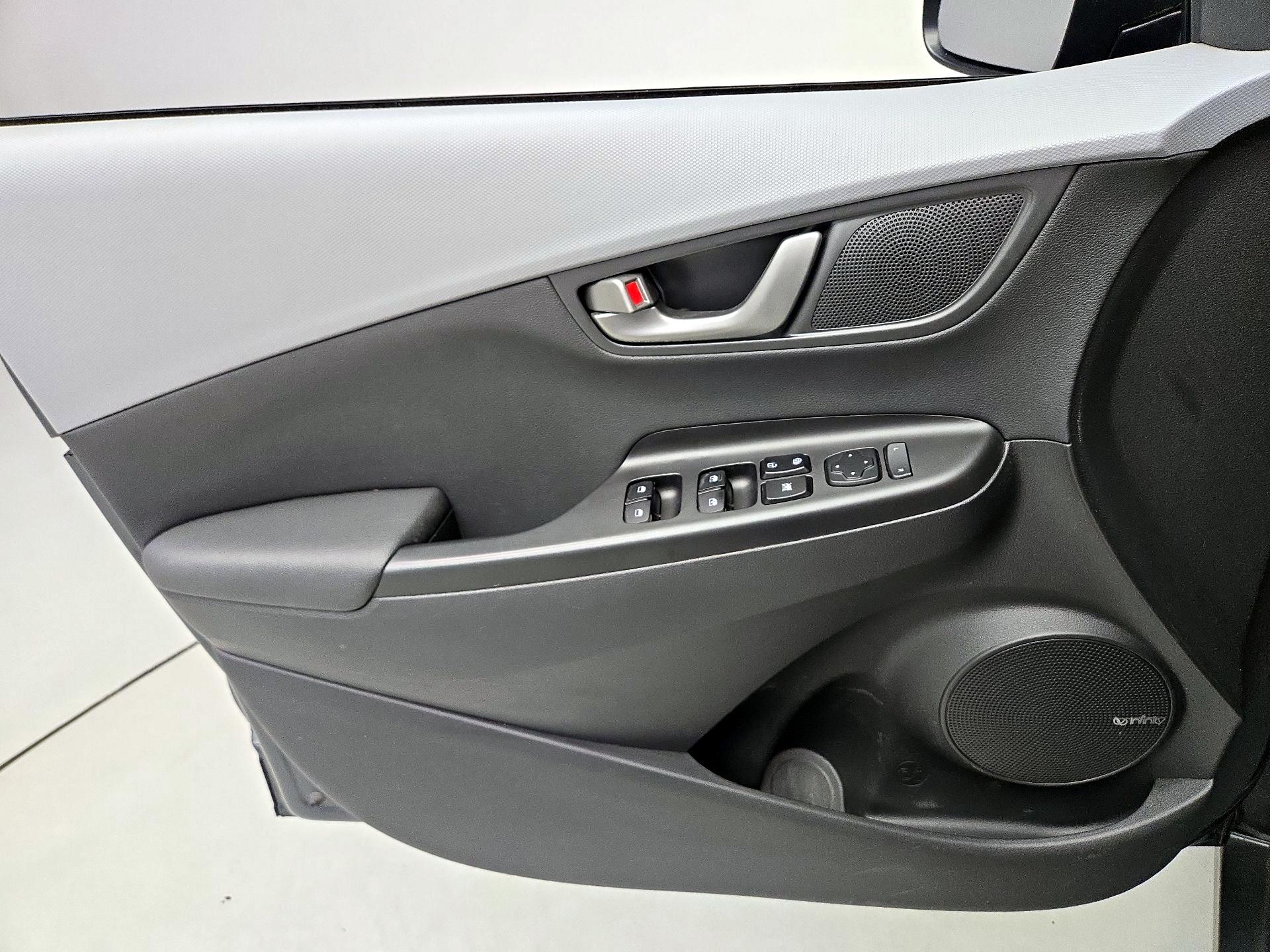 Thumbnail: 2019 Hyundai Kona - 12