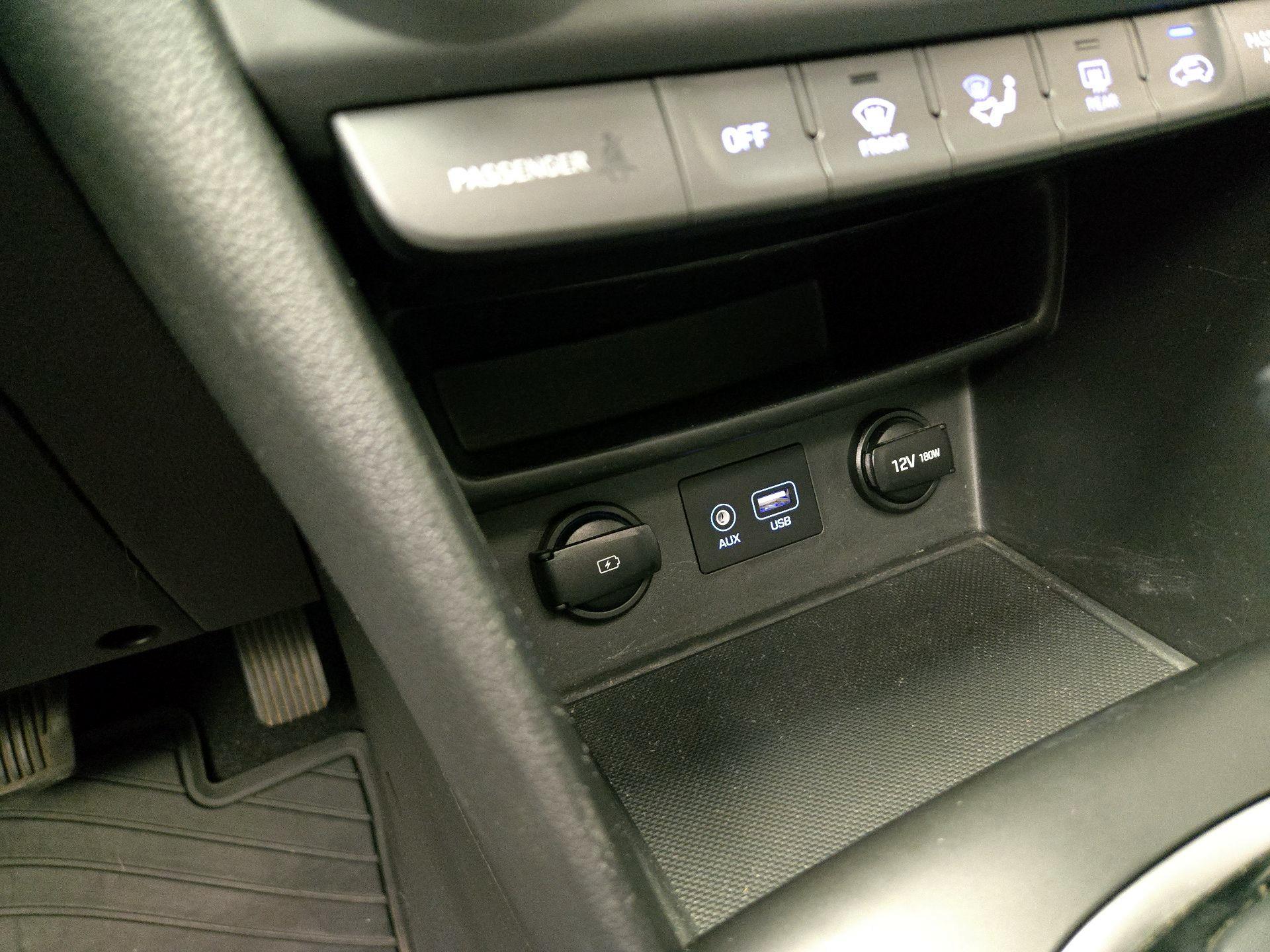 Thumbnail: 2019 Hyundai Kona - 18