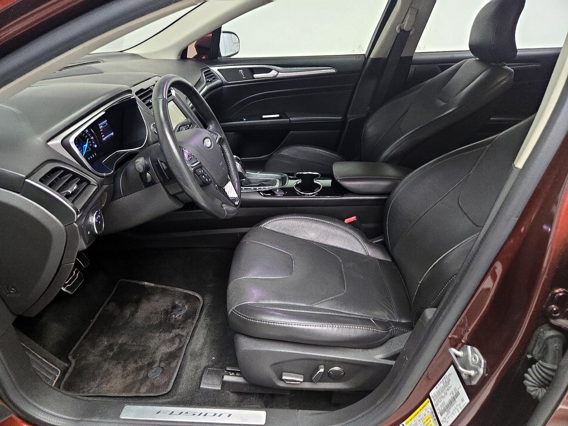 Thumbnail: 2016 Ford Fusion - 11