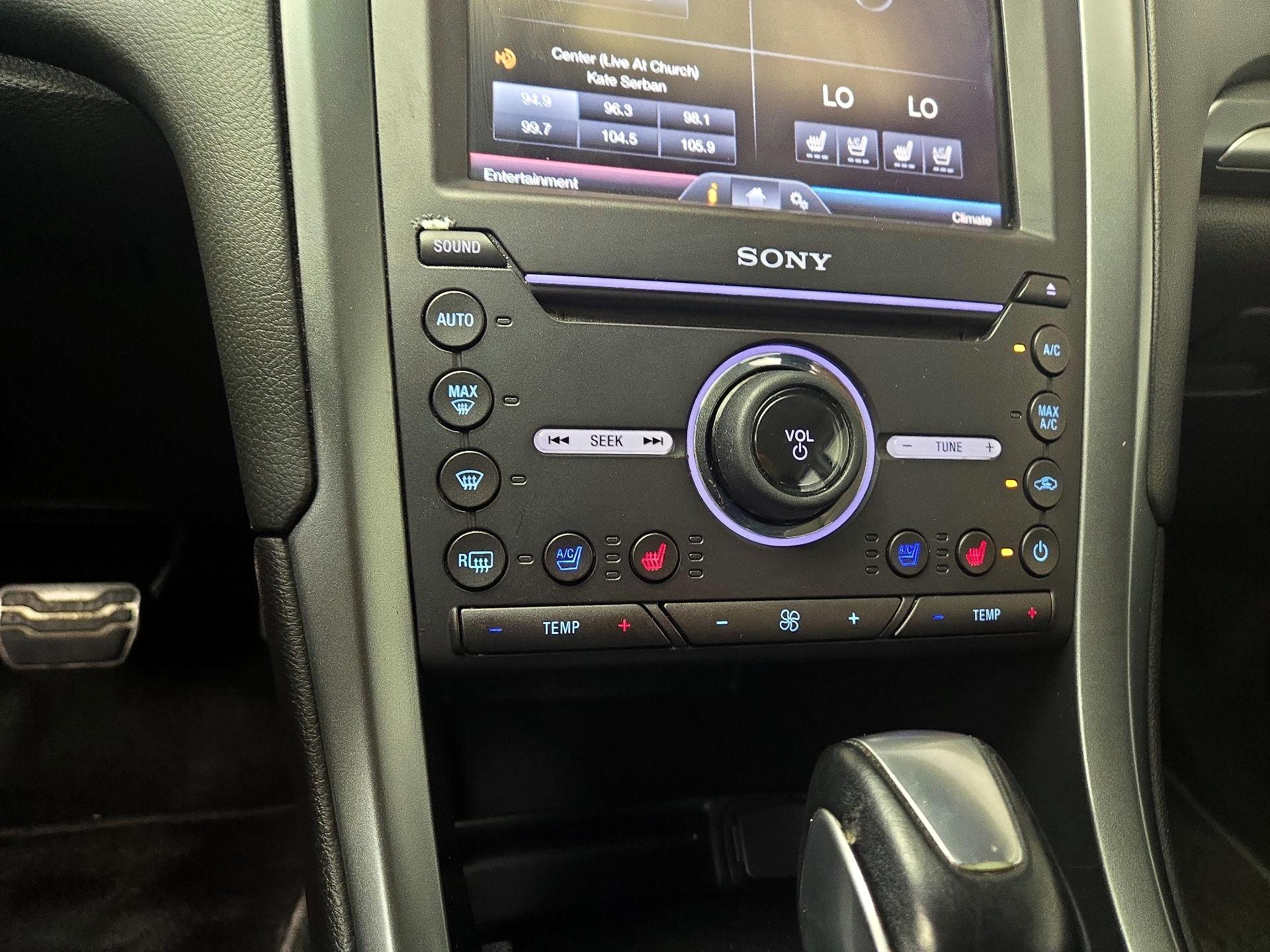 Thumbnail: 2016 Ford Fusion - 16