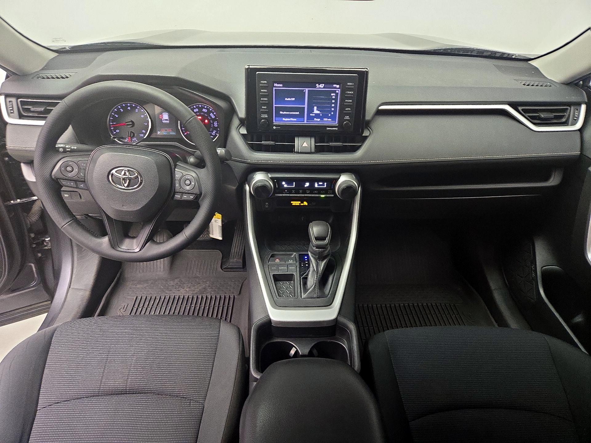 Thumbnail: 2021 Toyota RAV4 - 9