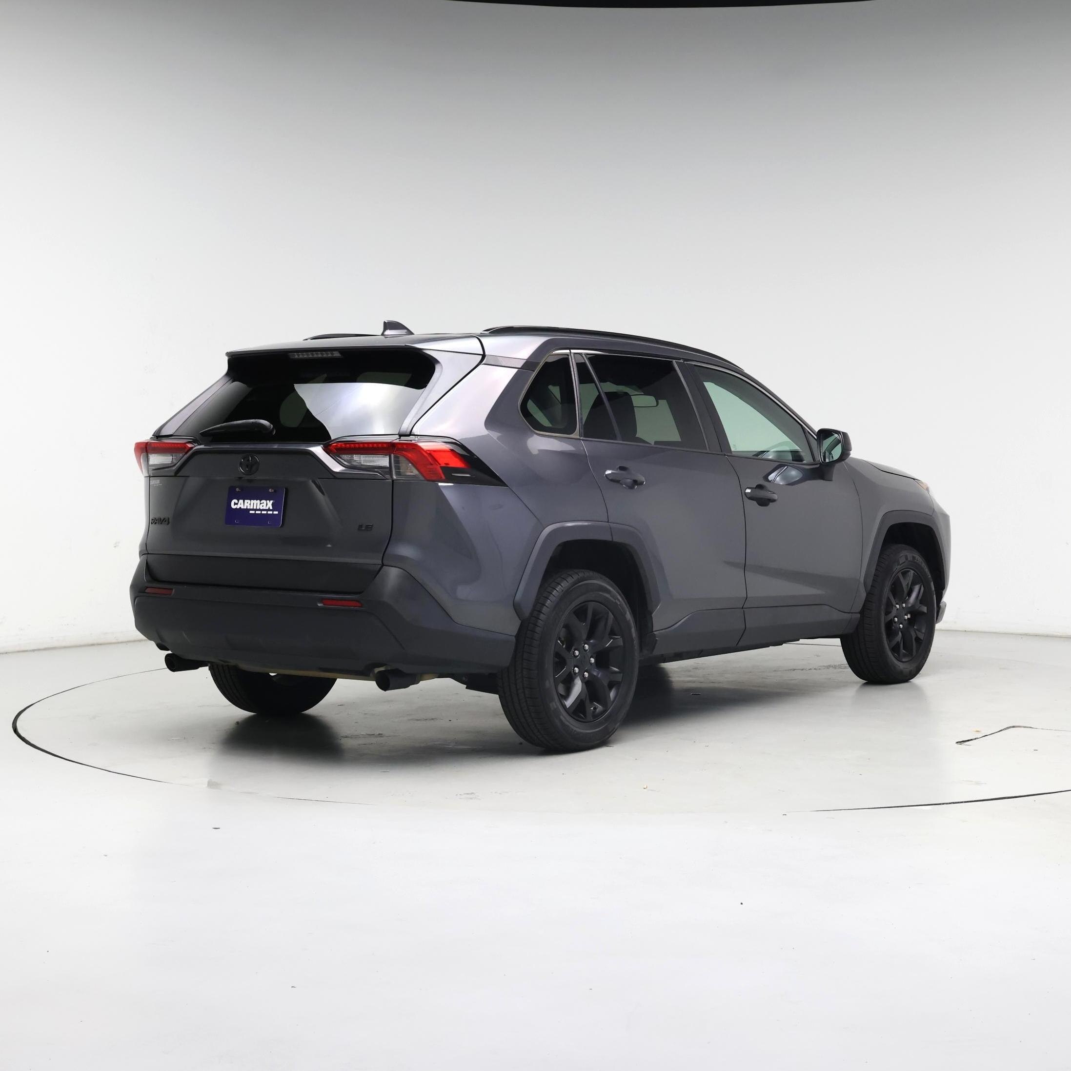 Thumbnail: 2021 Toyota RAV4 - 8