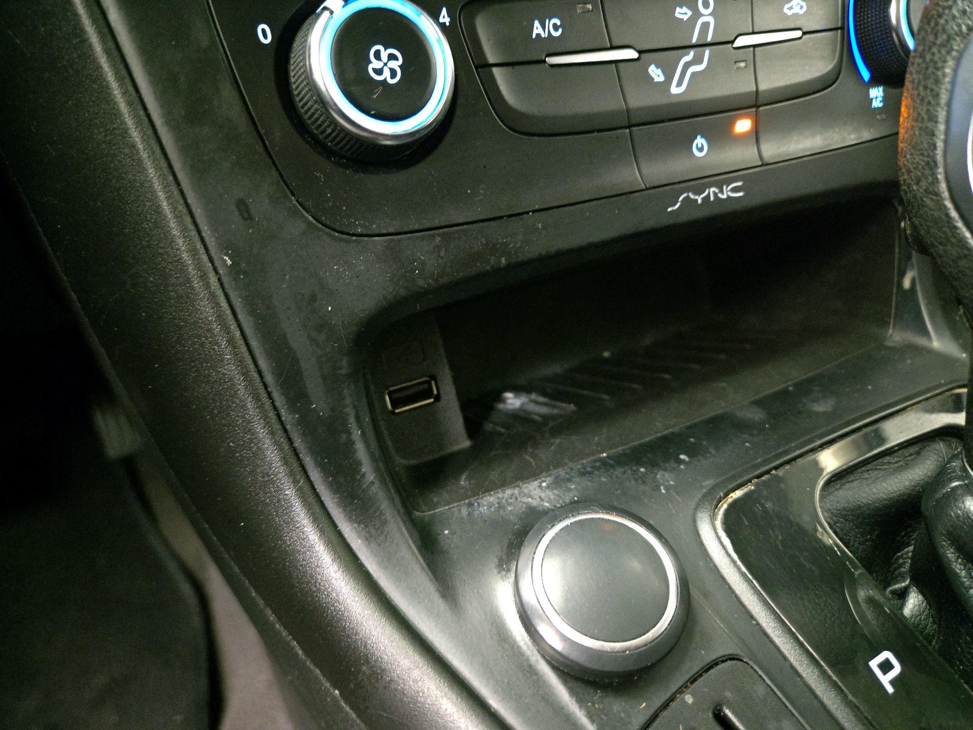 Thumbnail: 2018 Ford Focus - 18