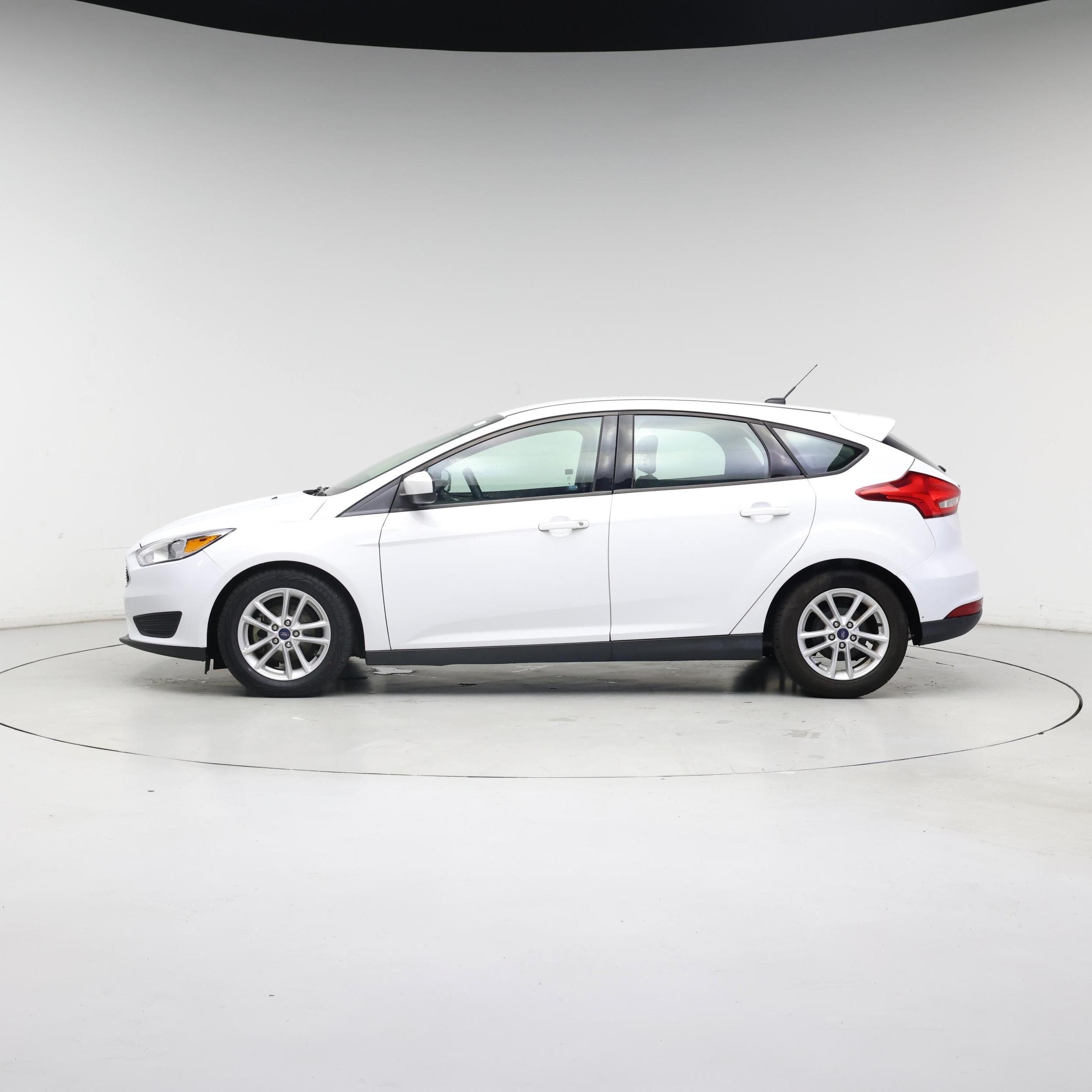 Thumbnail: 2018 Ford Focus - 3