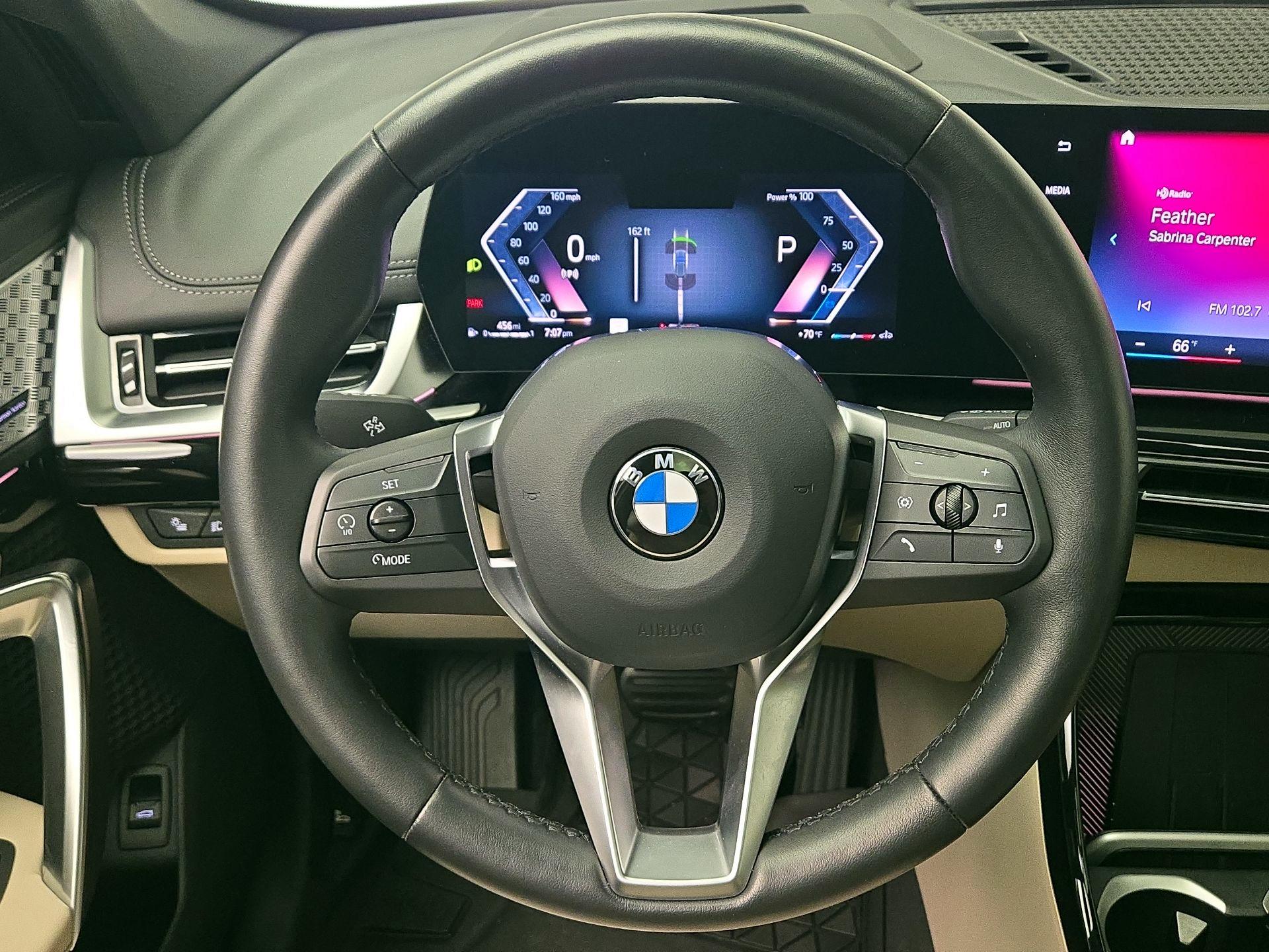 Thumbnail: 2023 BMW X1 - 10