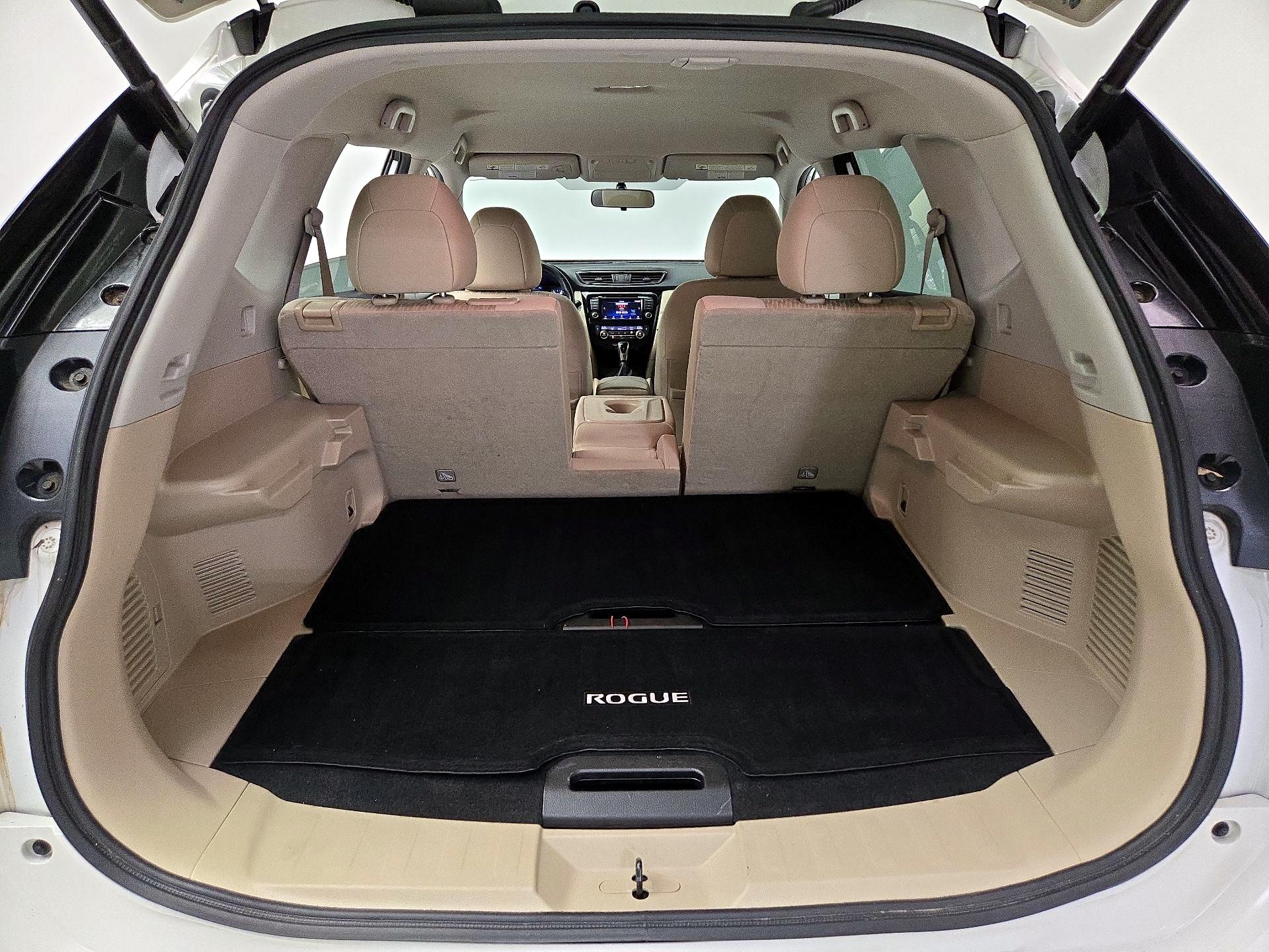 Thumbnail: 2018 Nissan Rogue - 20