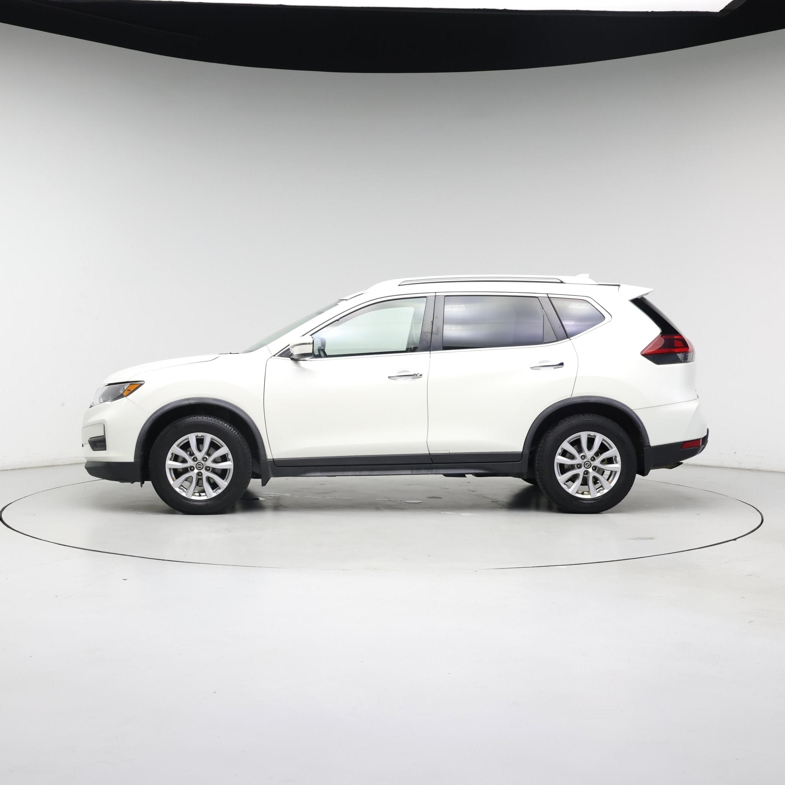 Thumbnail: 2018 Nissan Rogue - 3