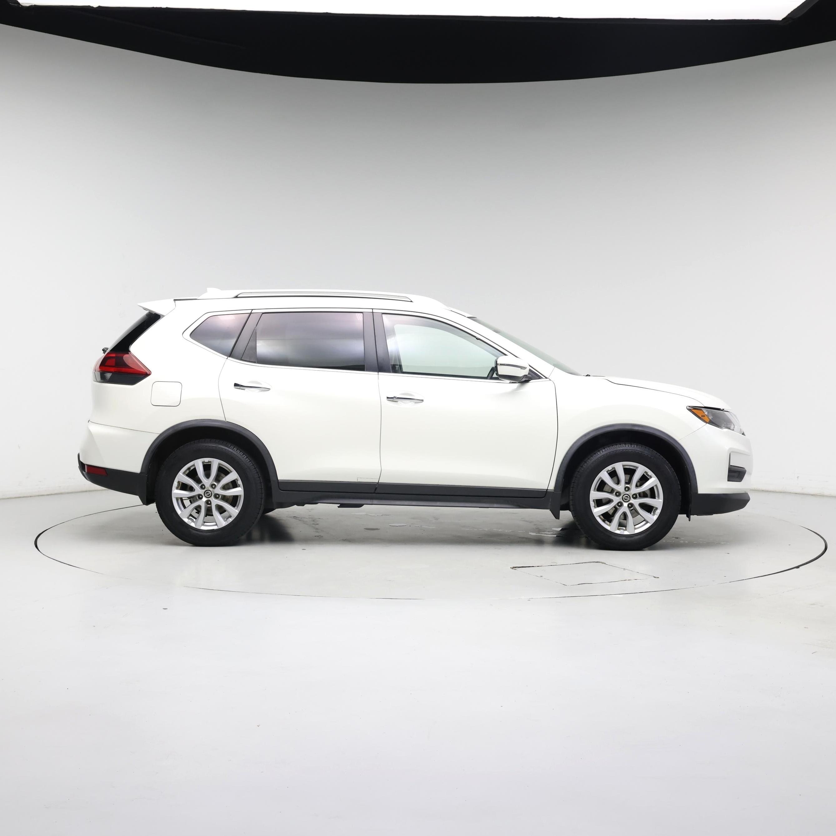 Thumbnail: 2018 Nissan Rogue - 7