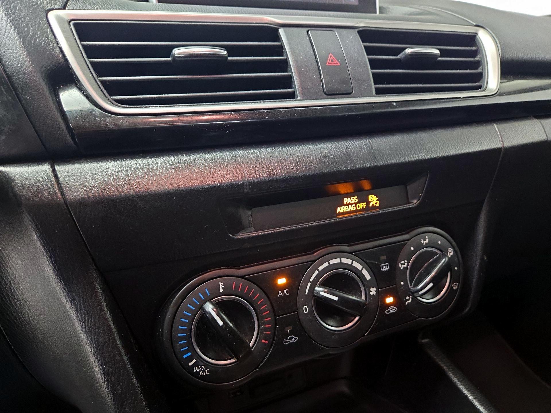 Thumbnail: 2016 Mazda Mazda3 - 16