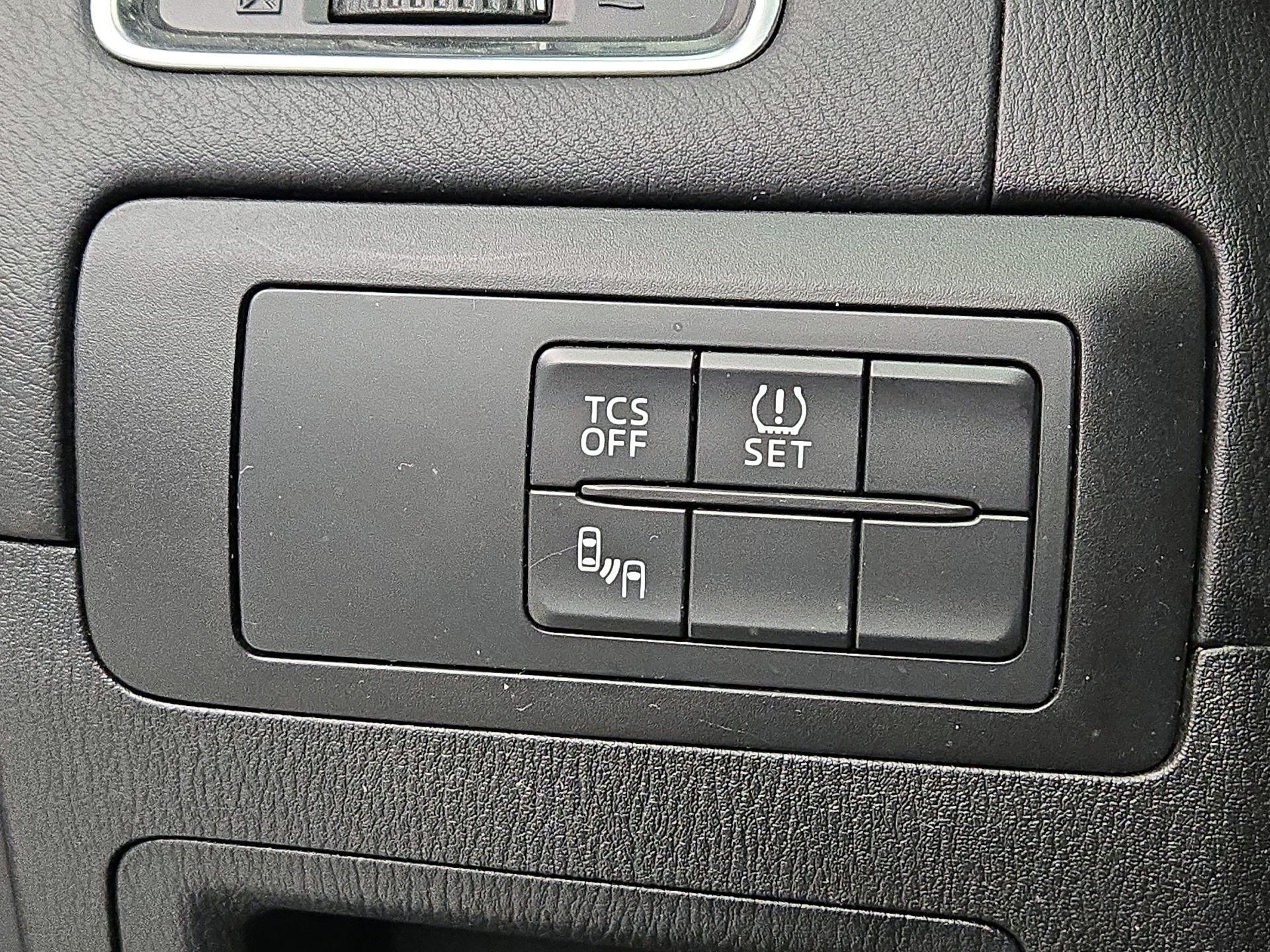 Thumbnail: 2016 Mazda CX-5 - 13