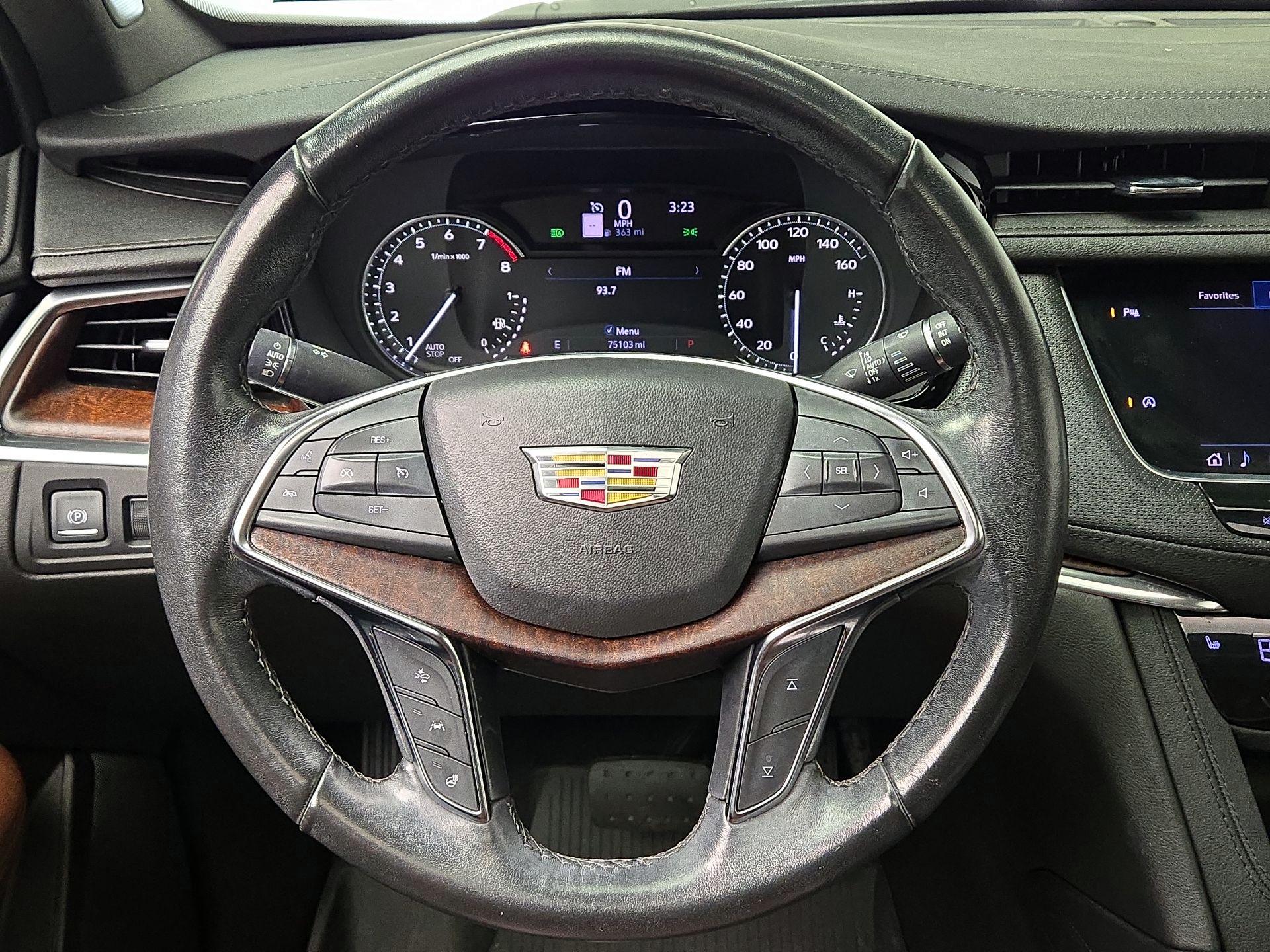 Thumbnail: 2020 Cadillac XT5 - 10