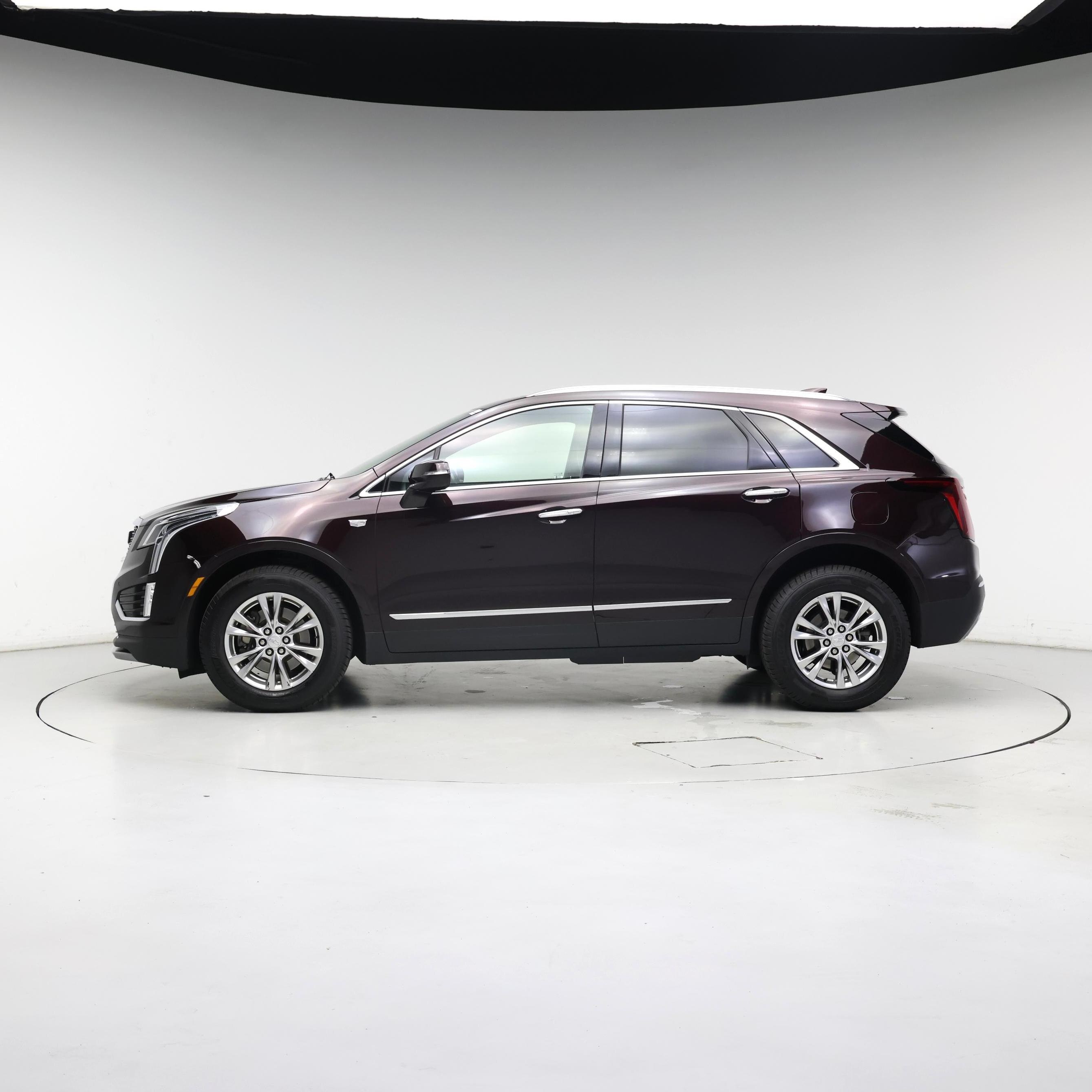 Thumbnail: 2020 Cadillac XT5 - 3