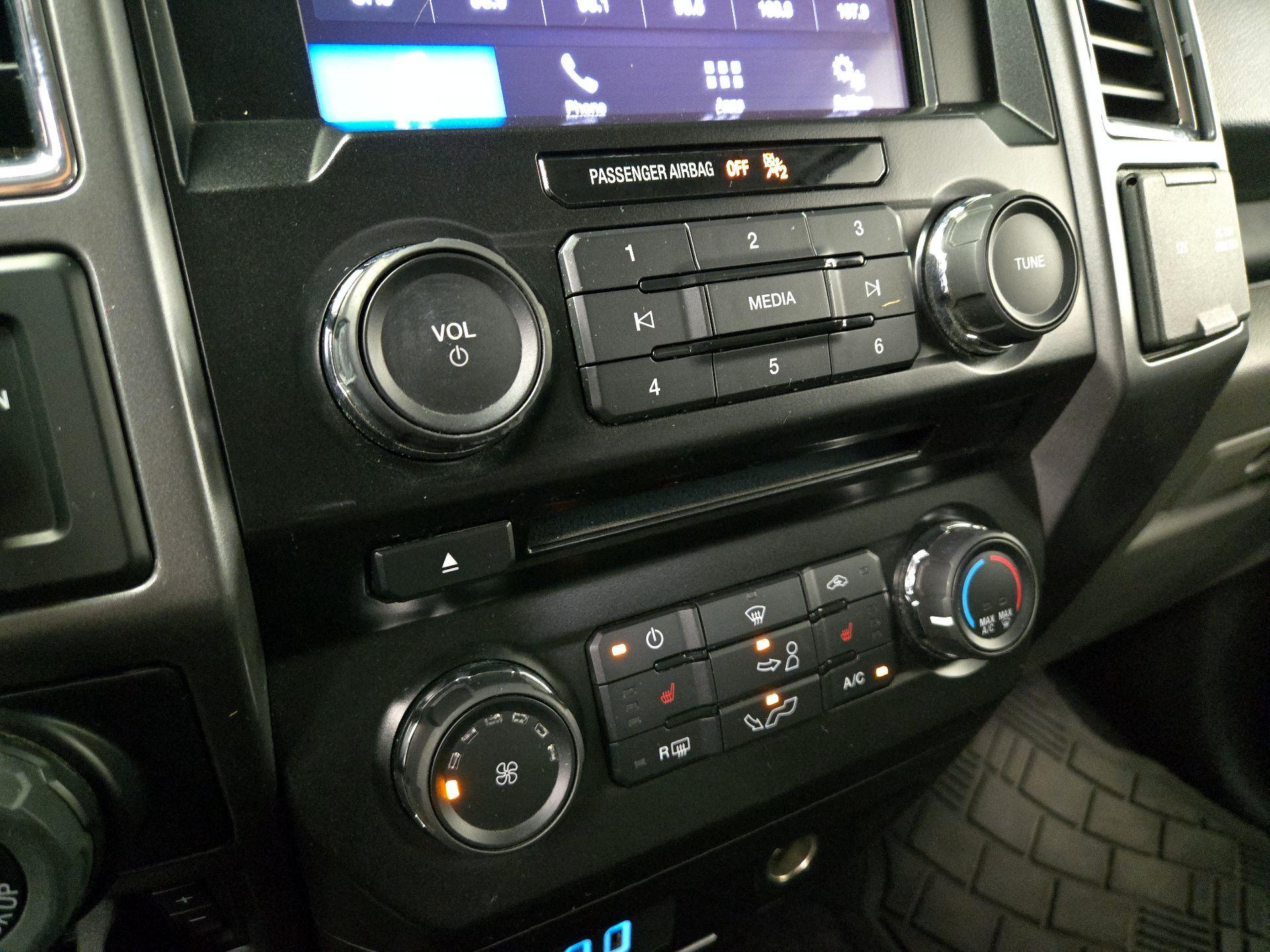 Thumbnail: 2016 Ford F-150 - 16