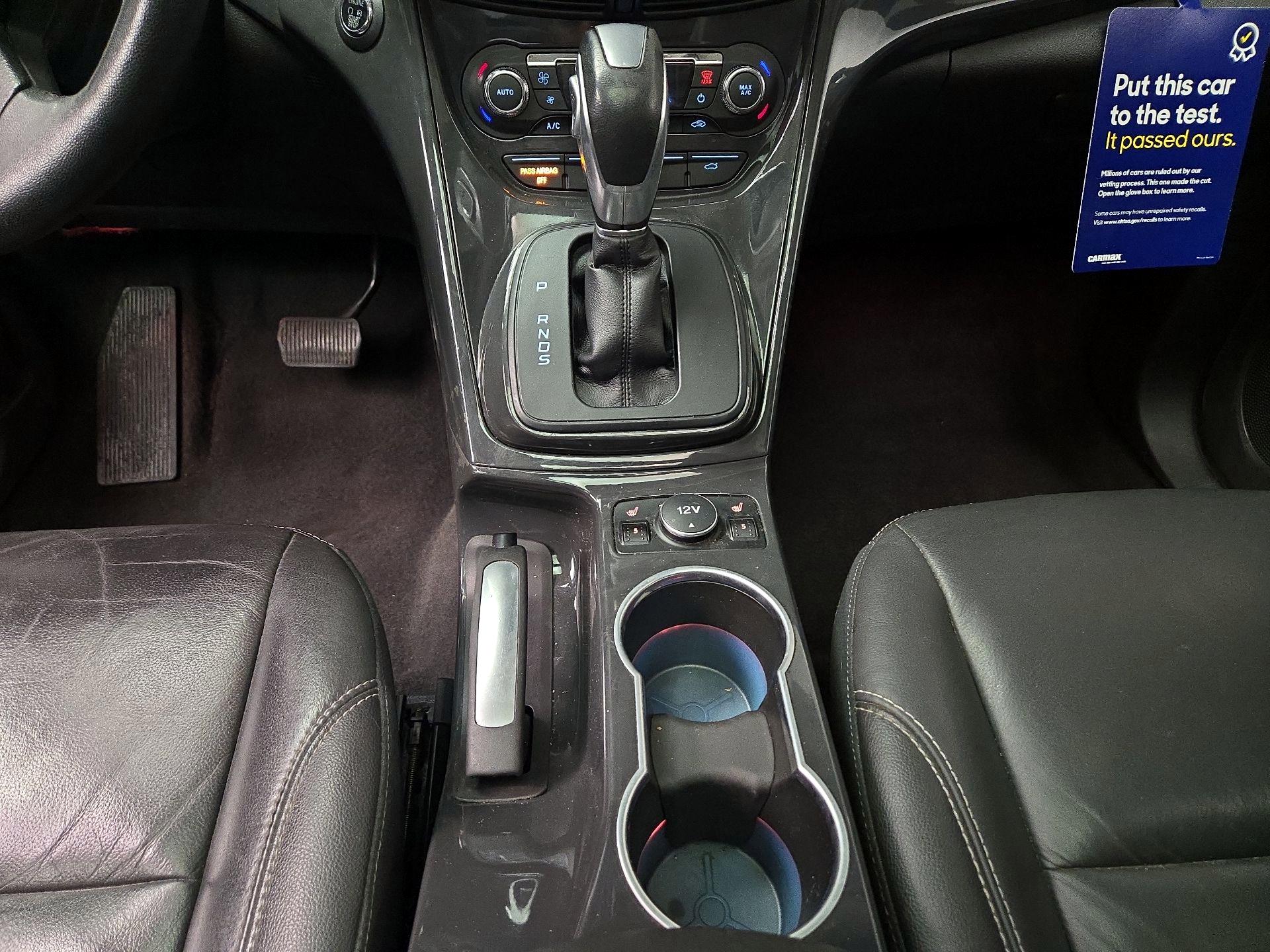 Thumbnail: 2015 Ford Escape - 18