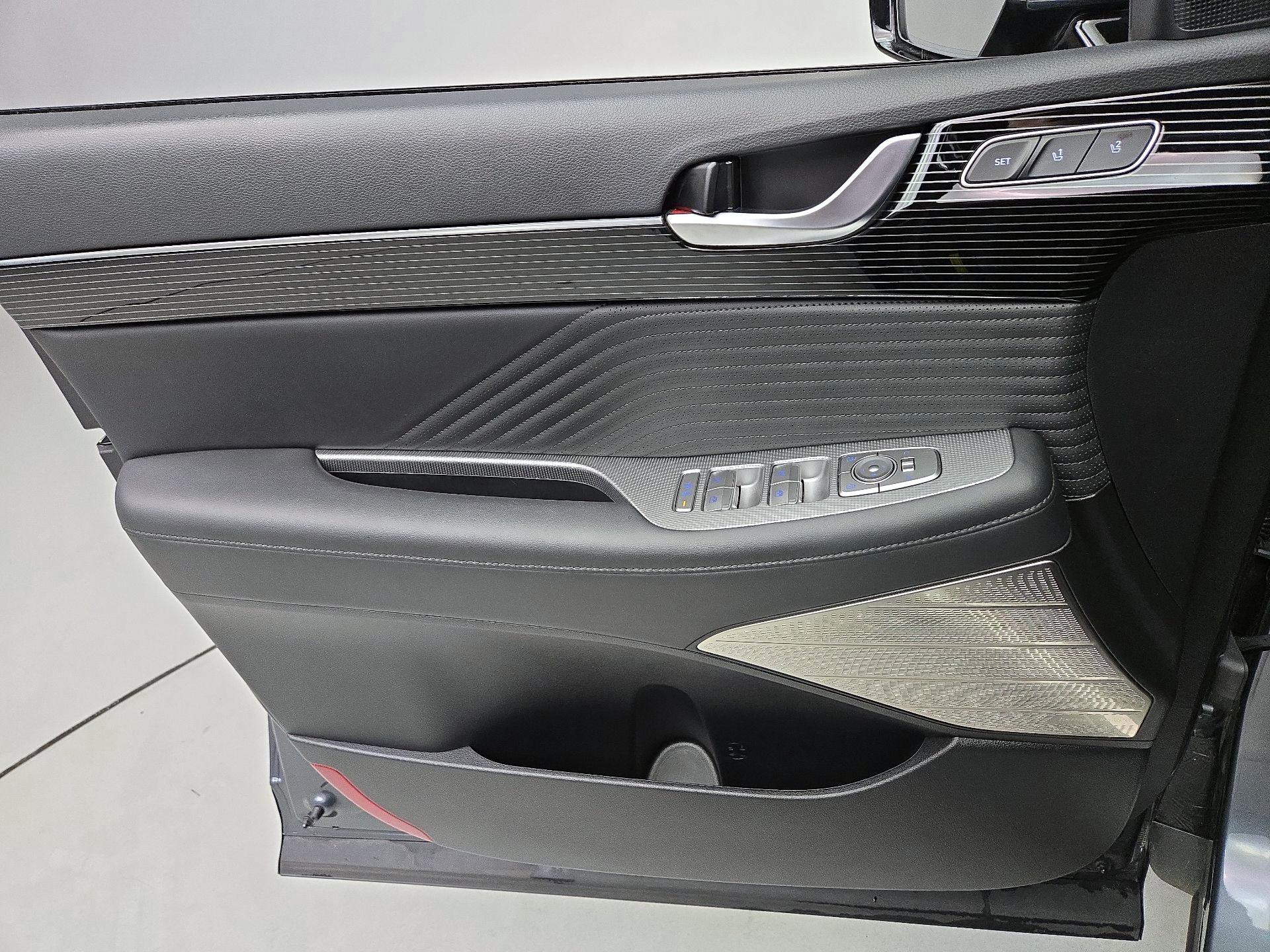 Thumbnail: 2023 Hyundai Palisade - 12