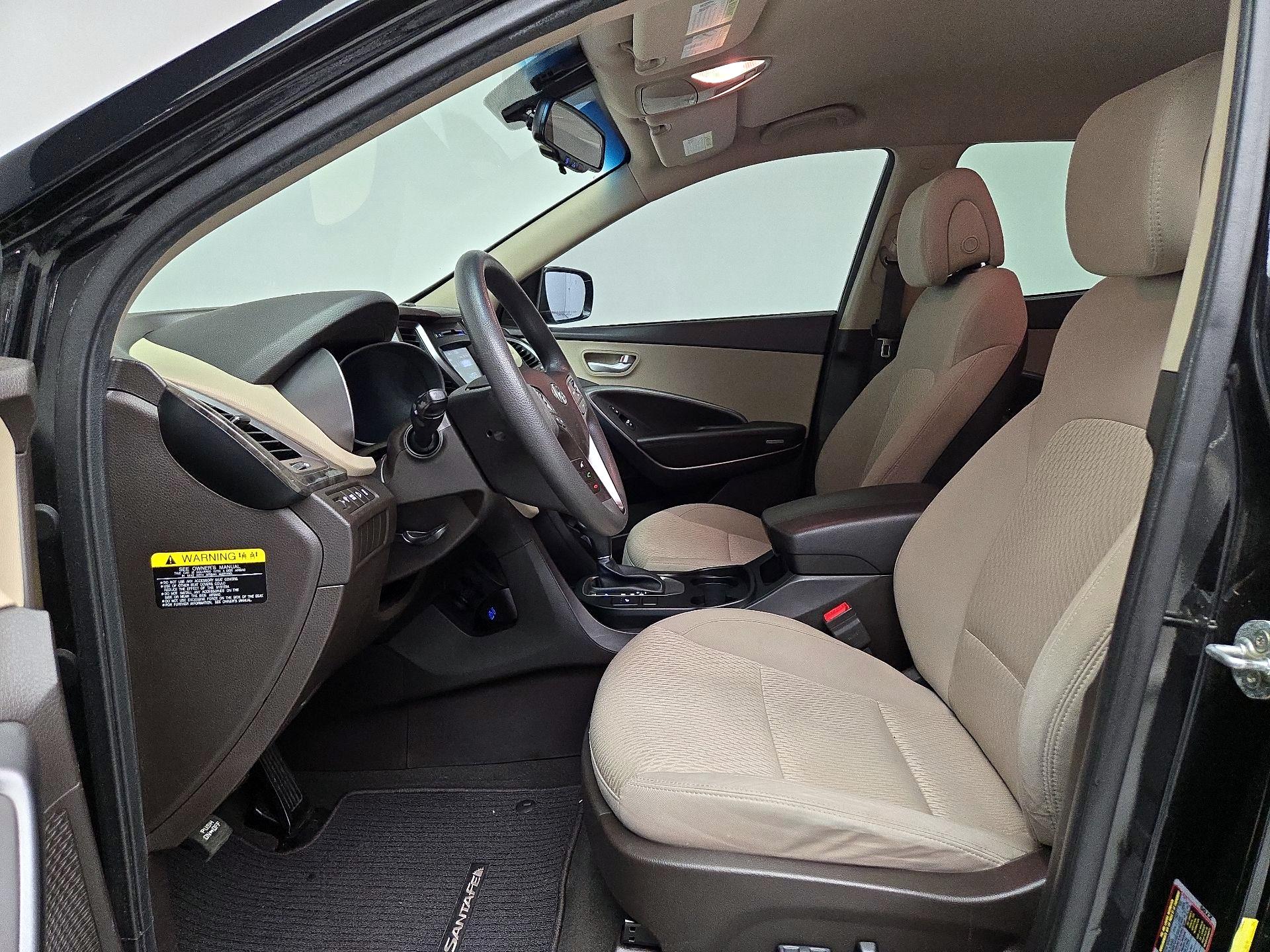 Thumbnail: 2017 Hyundai Santa Fe - 11