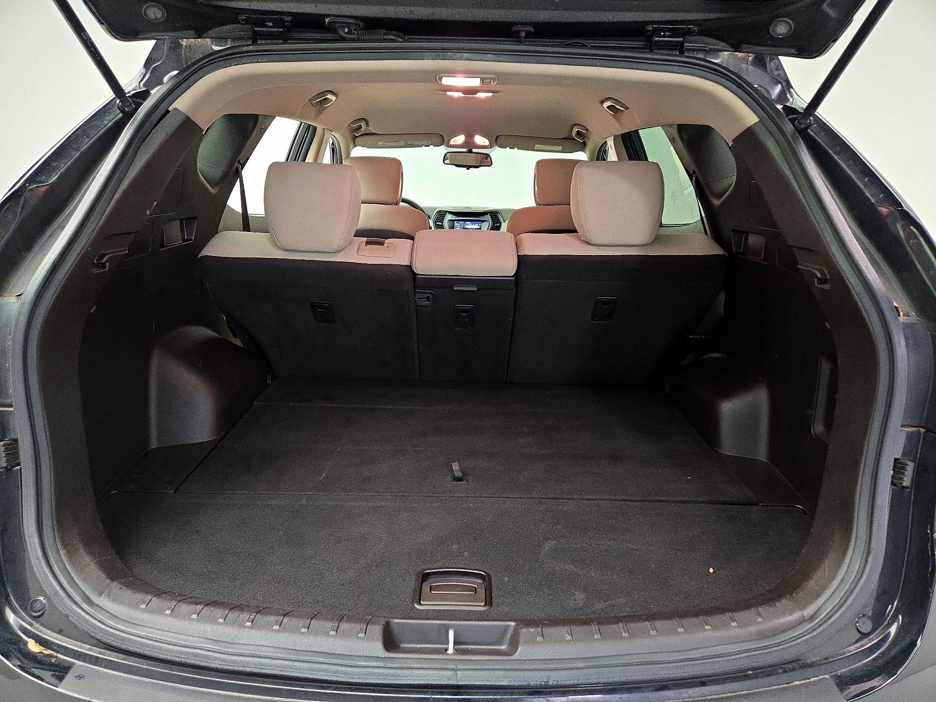 Thumbnail: 2017 Hyundai Santa Fe - 20