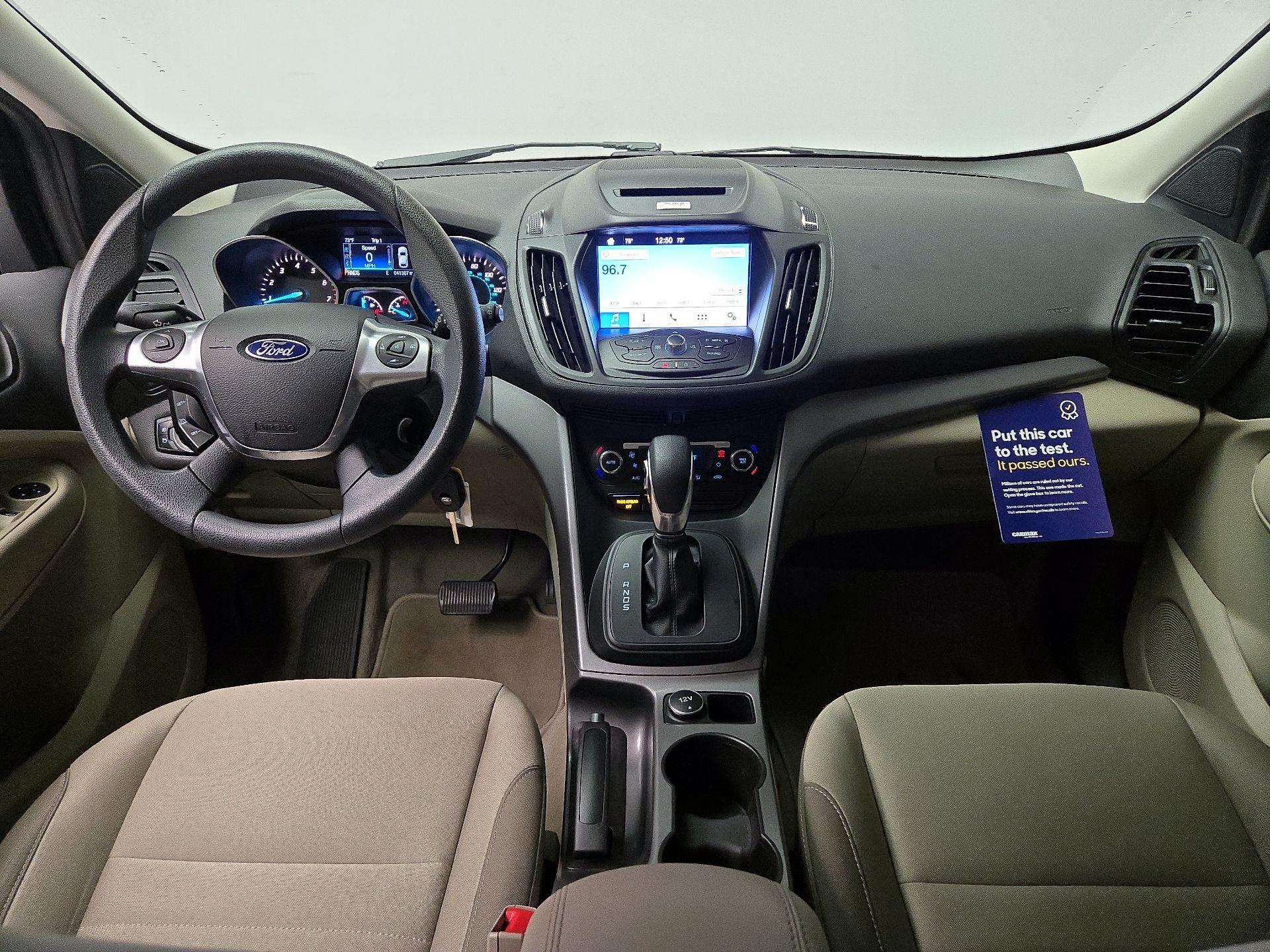 Thumbnail: 2016 Ford Escape - 9