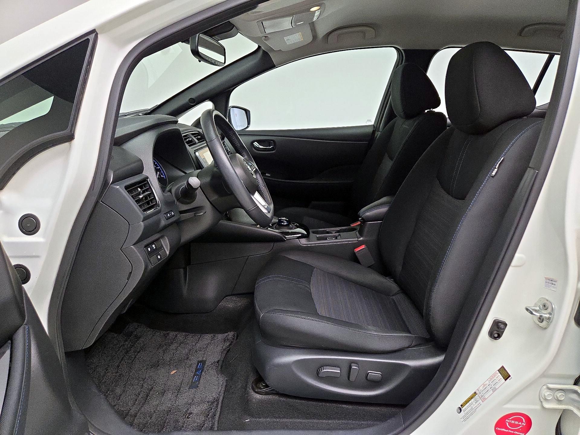 Thumbnail: 2020 Nissan Leaf - 11