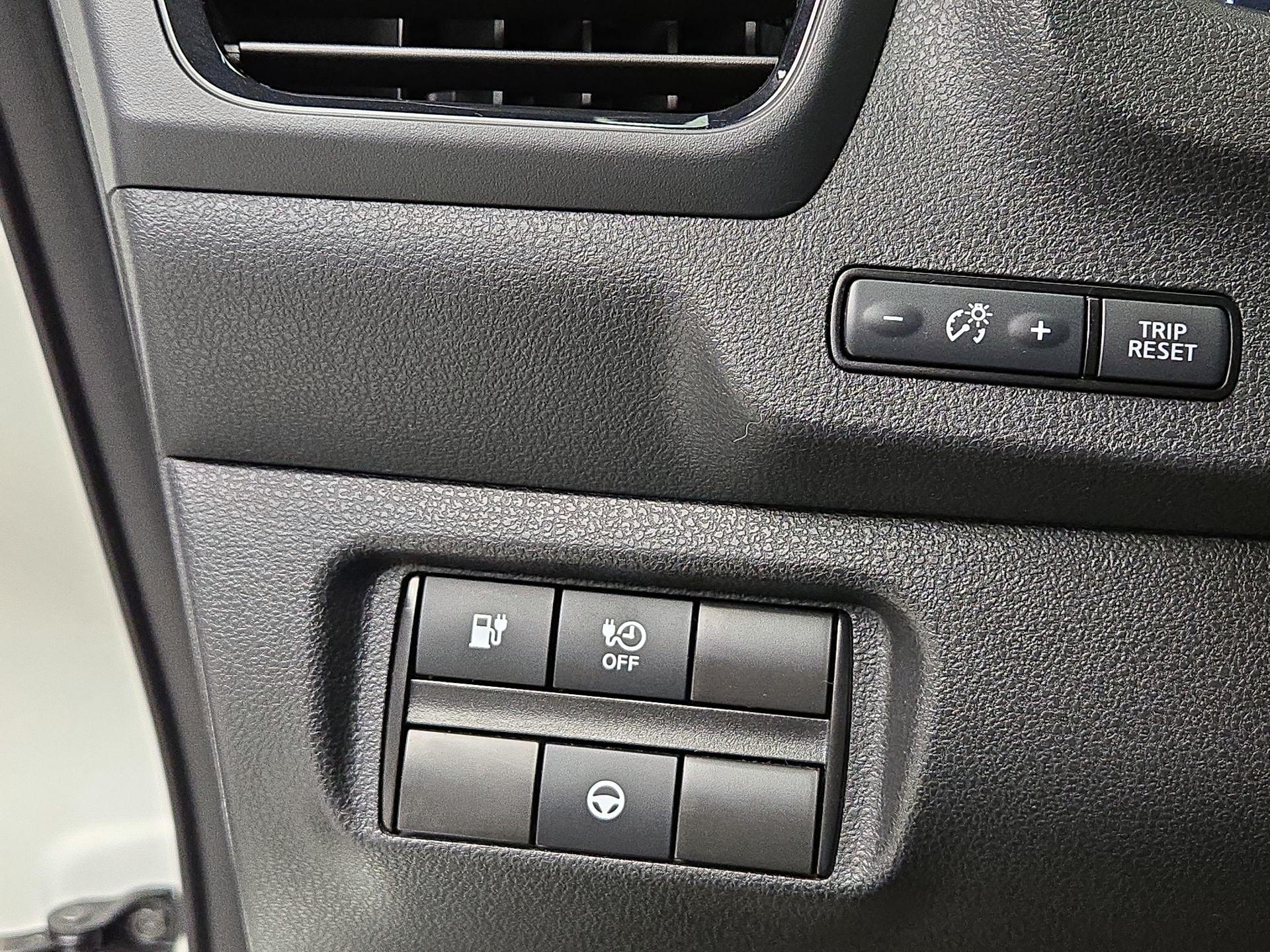 Thumbnail: 2020 Nissan Leaf - 13