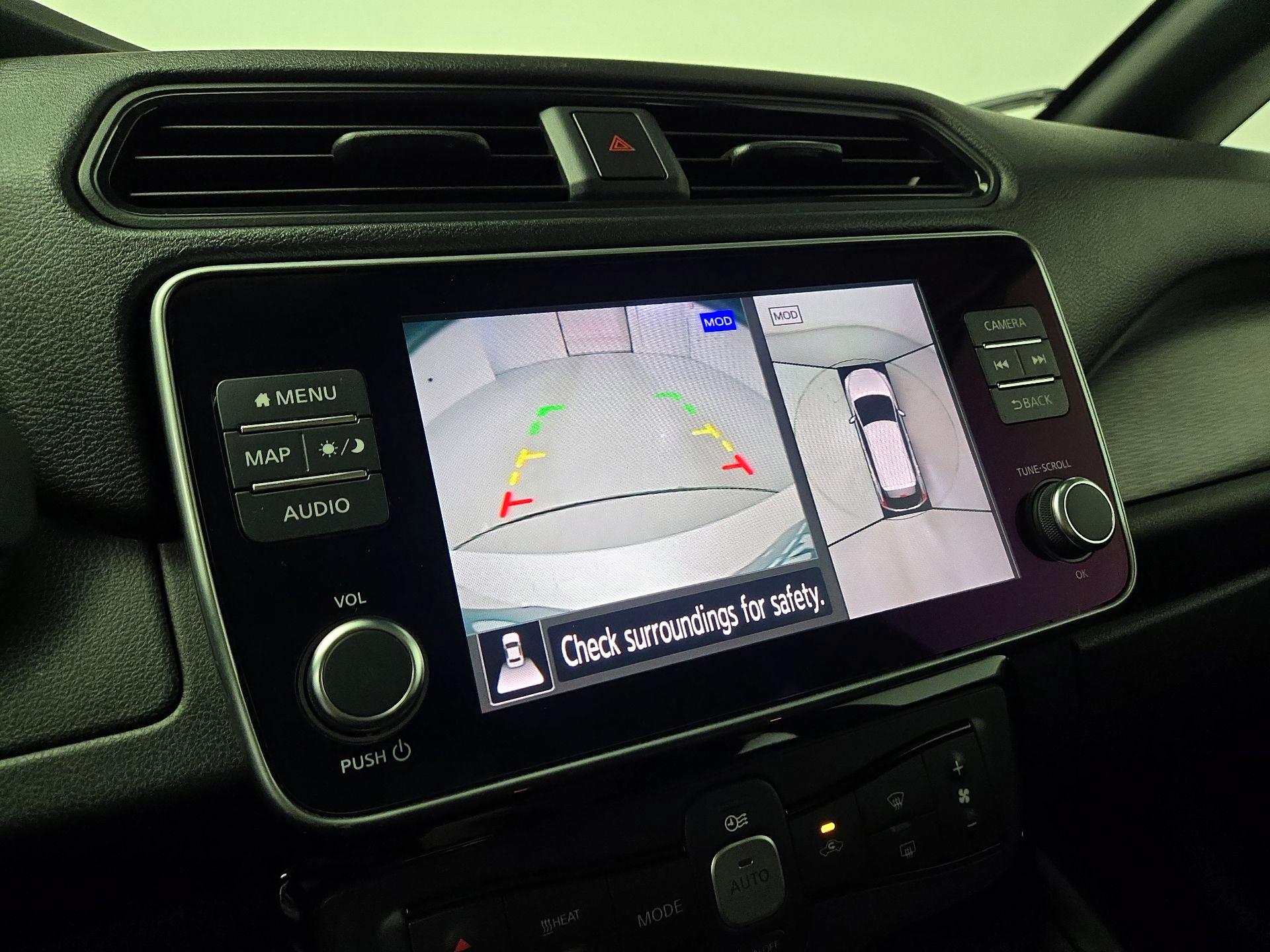 Thumbnail: 2020 Nissan Leaf - 15