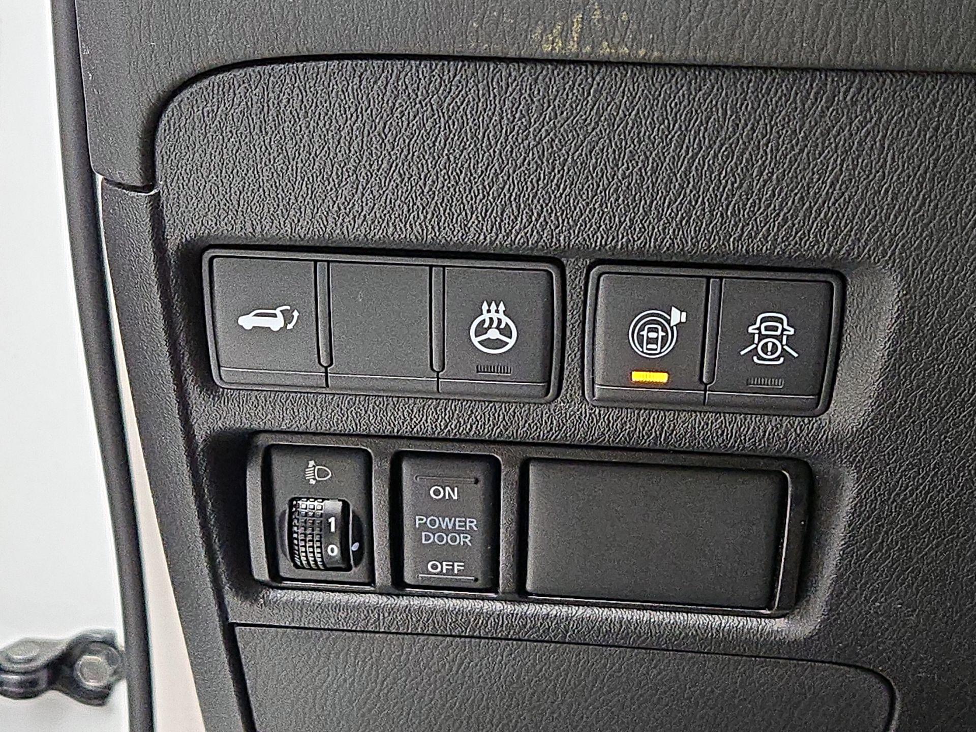 Thumbnail: 2021 INFINITI QX80 - 13