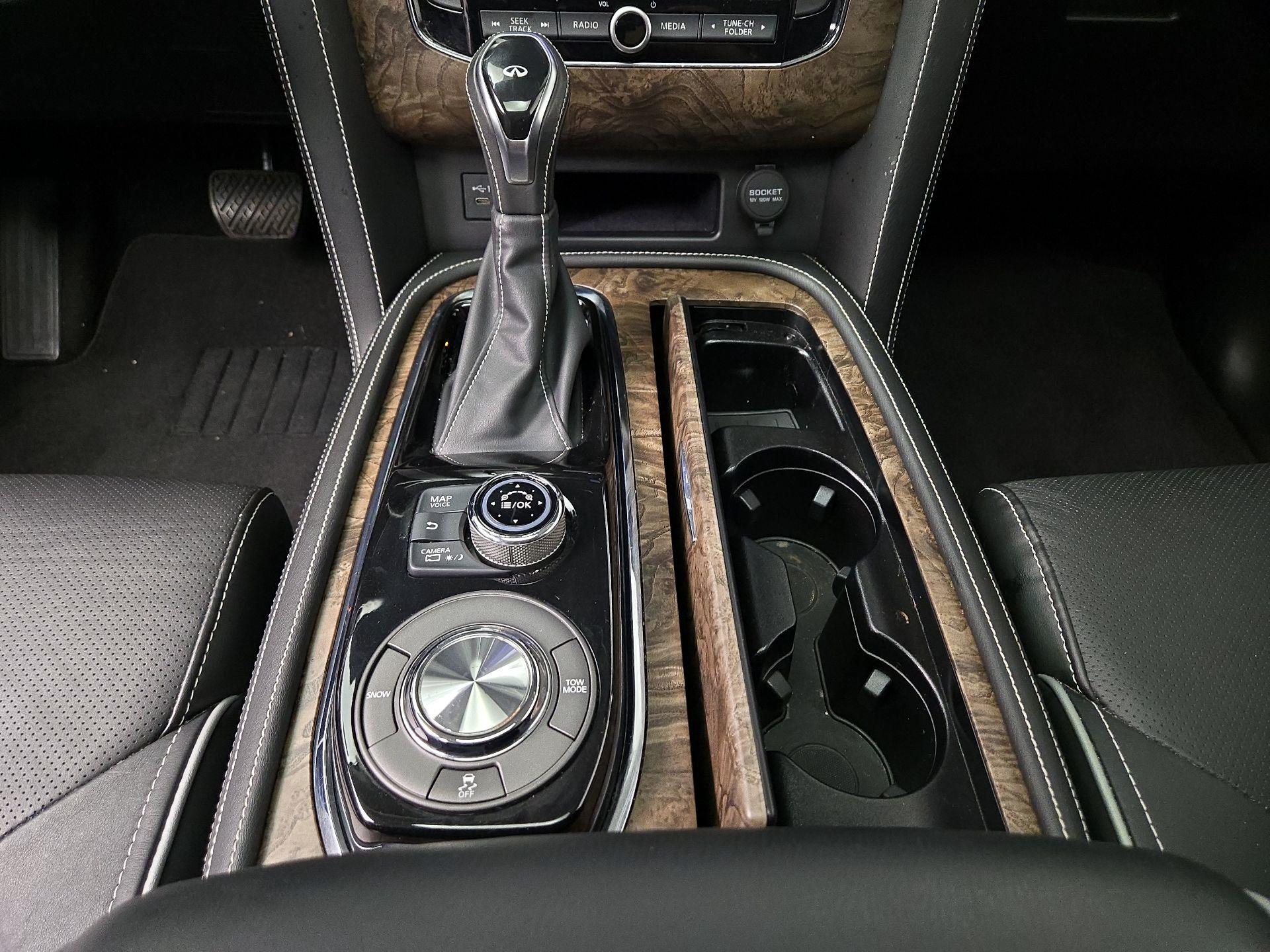 Thumbnail: 2021 INFINITI QX80 - 18