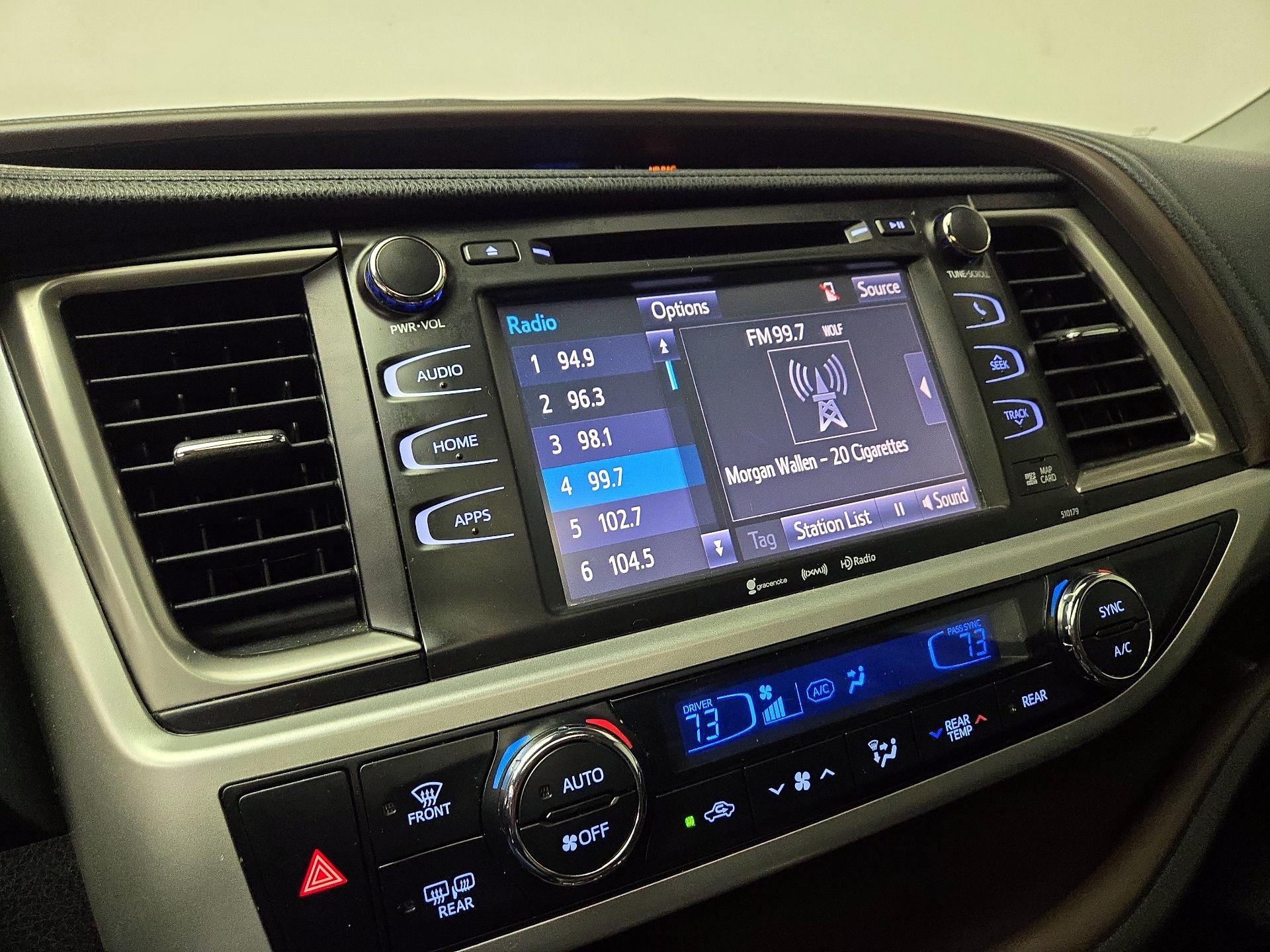 Thumbnail: 2018 Toyota Highlander - 16