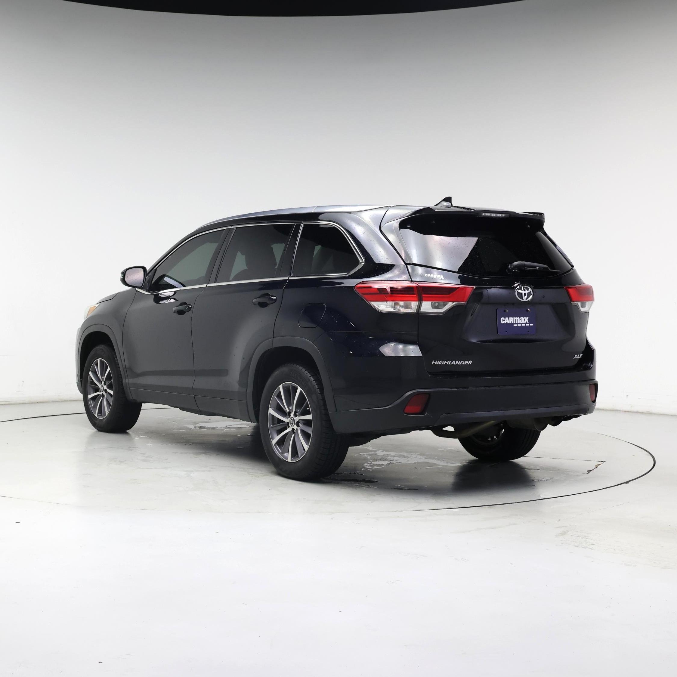 Thumbnail: 2018 Toyota Highlander - 2