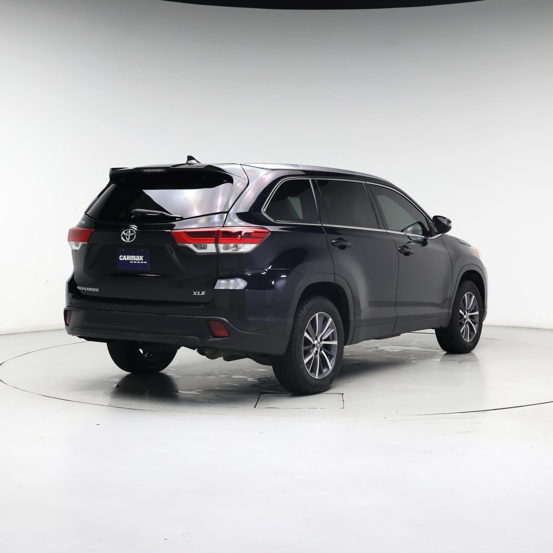 Thumbnail: 2018 Toyota Highlander - 8