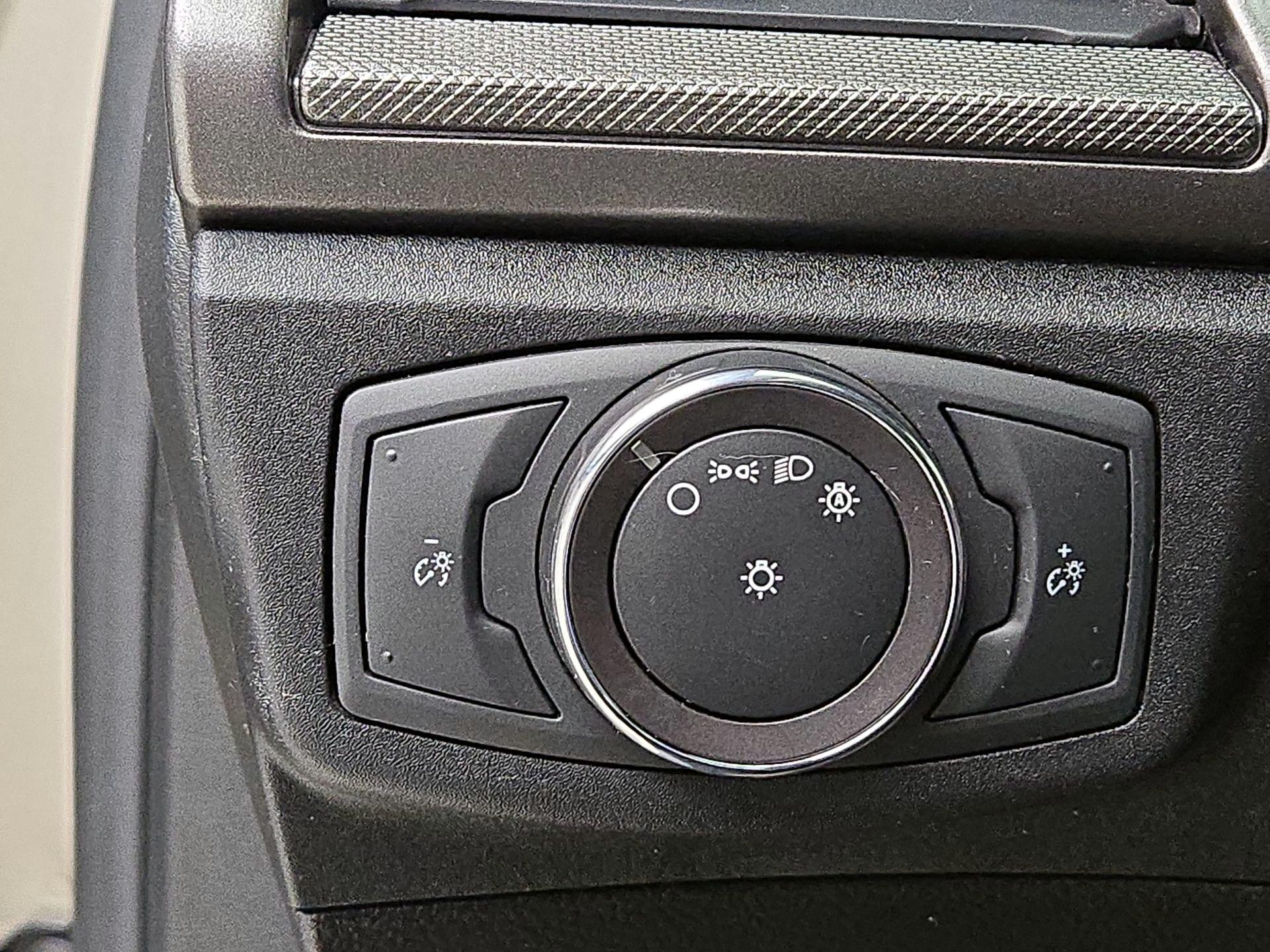 Thumbnail: 2019 Ford Fusion - 13