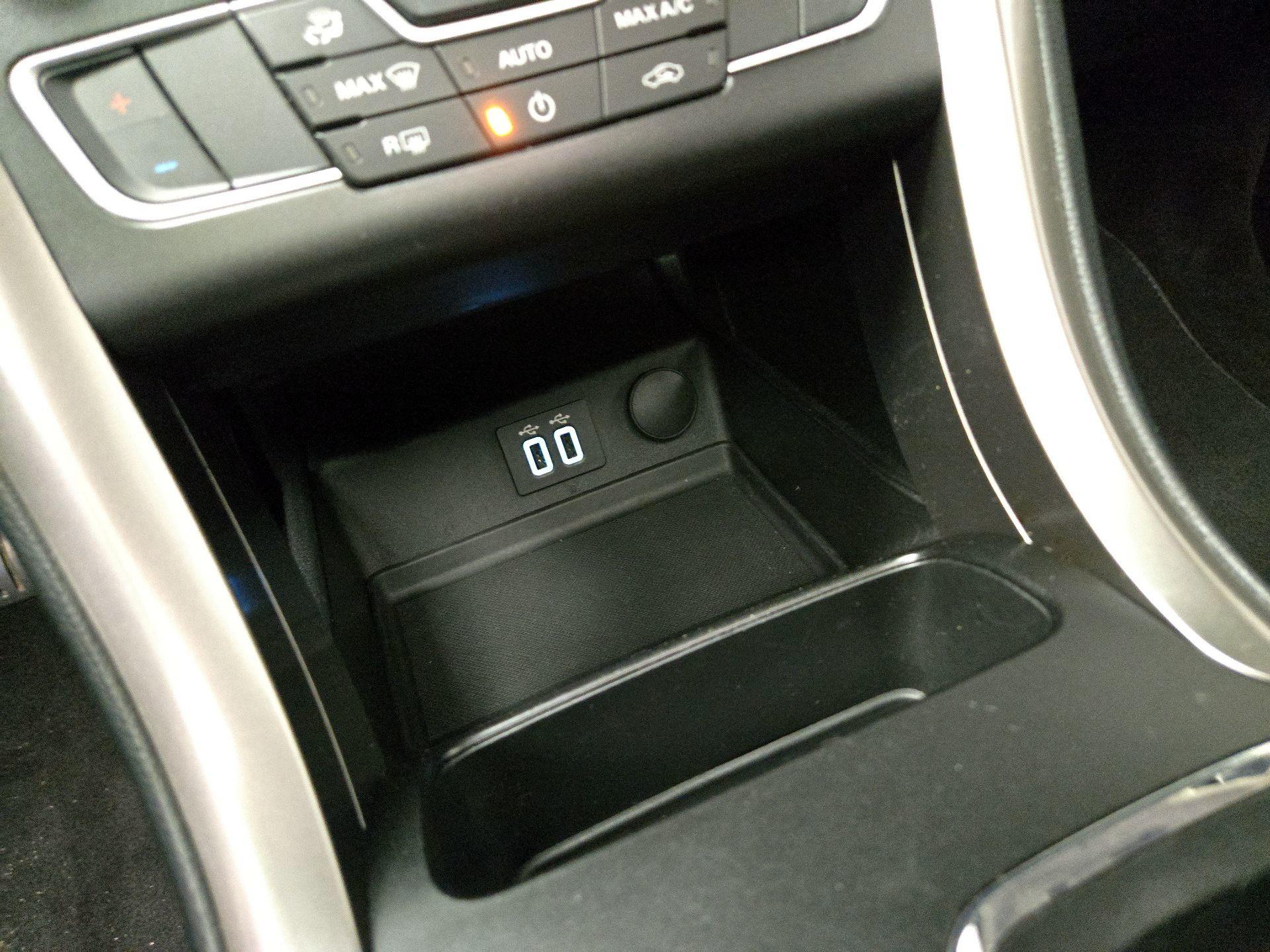 Thumbnail: 2019 Ford Fusion - 19