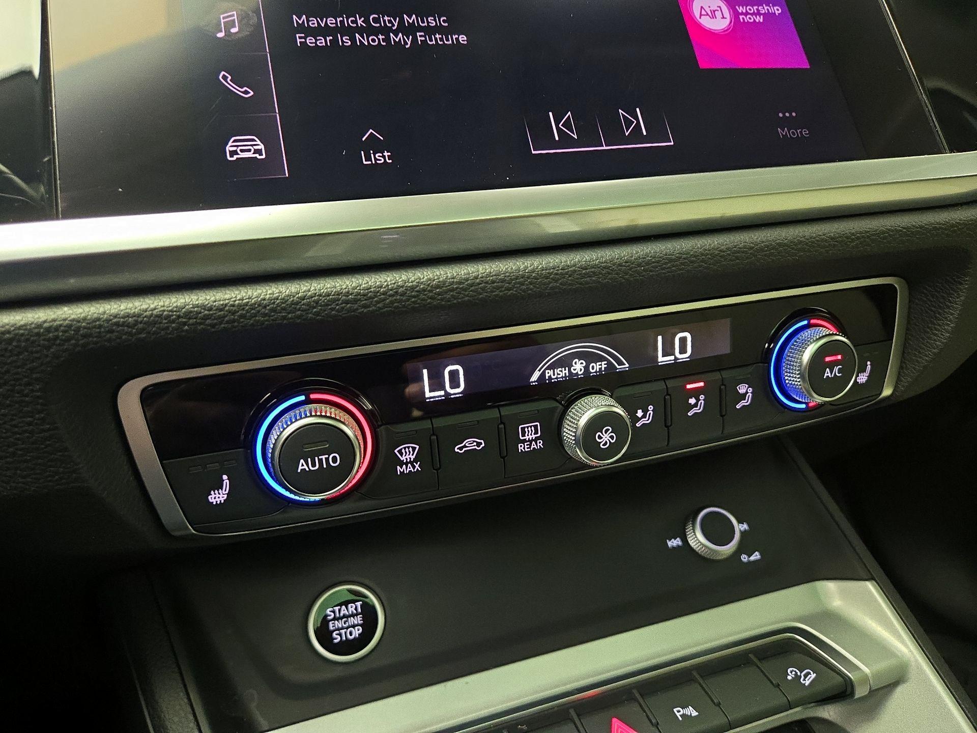 Thumbnail: 2022 Audi Q3 - 16