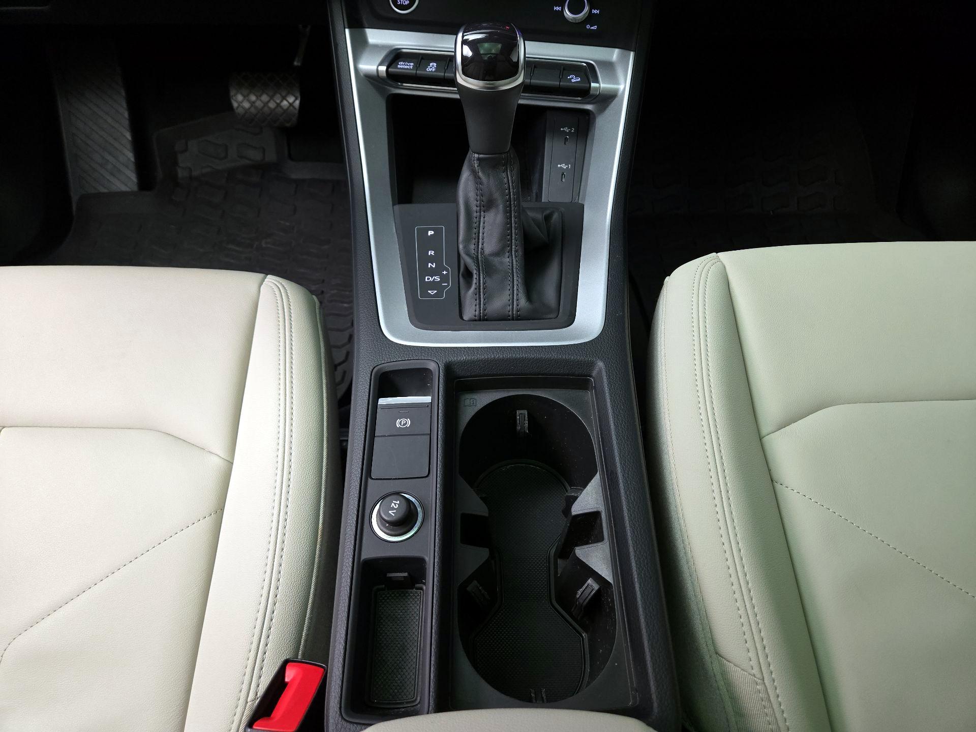 Thumbnail: 2022 Audi Q3 - 17