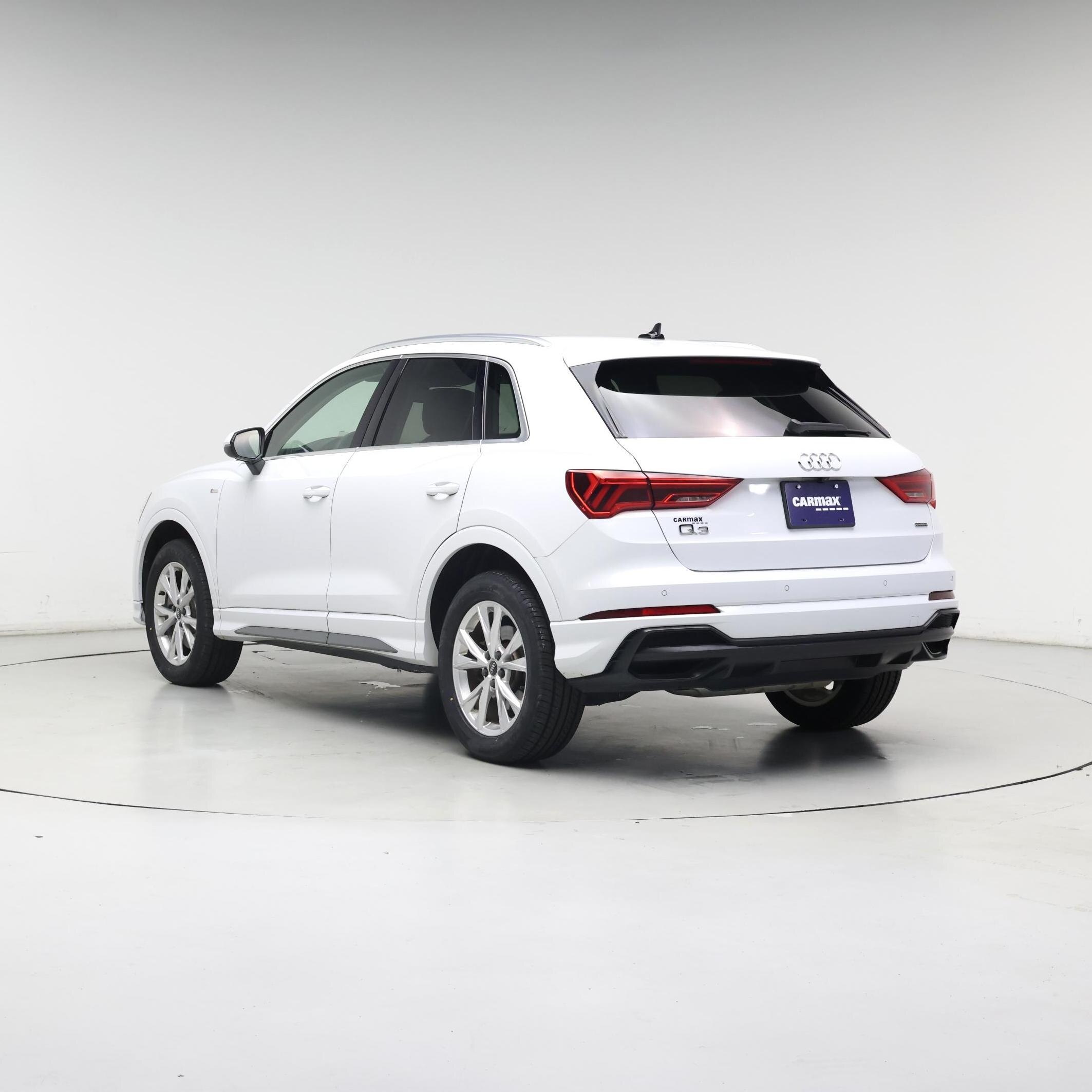 Thumbnail: 2022 Audi Q3 - 2