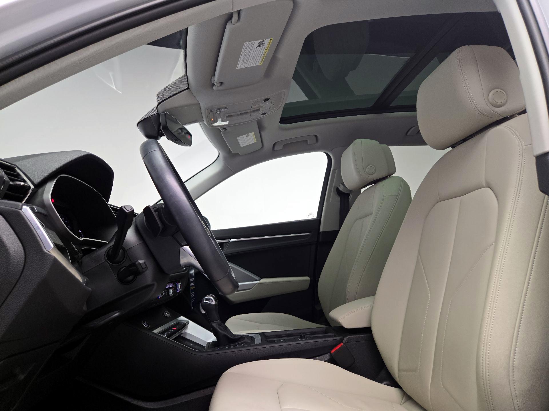 Thumbnail: 2022 Audi Q3 - 19