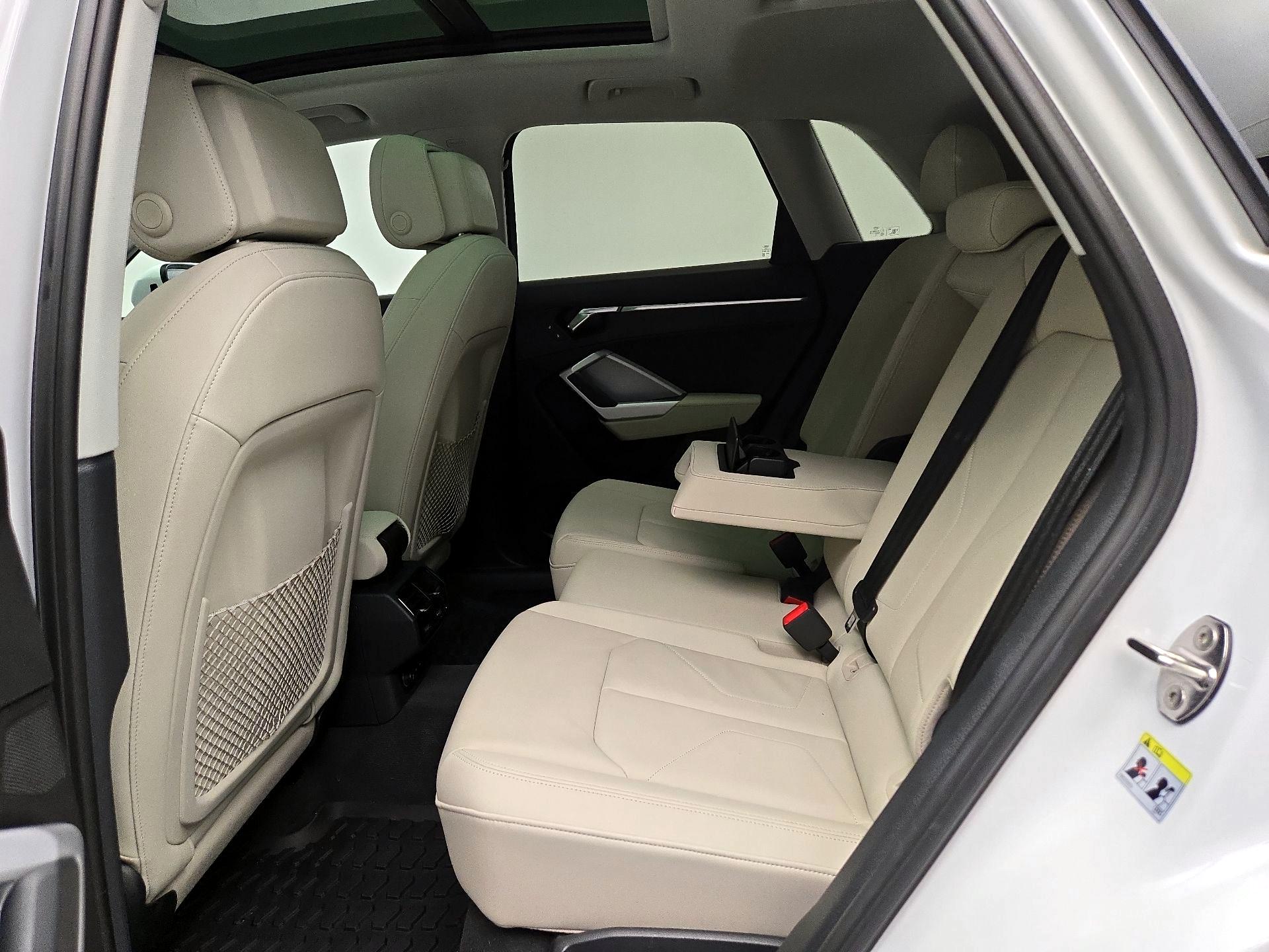 Thumbnail: 2022 Audi Q3 - 20