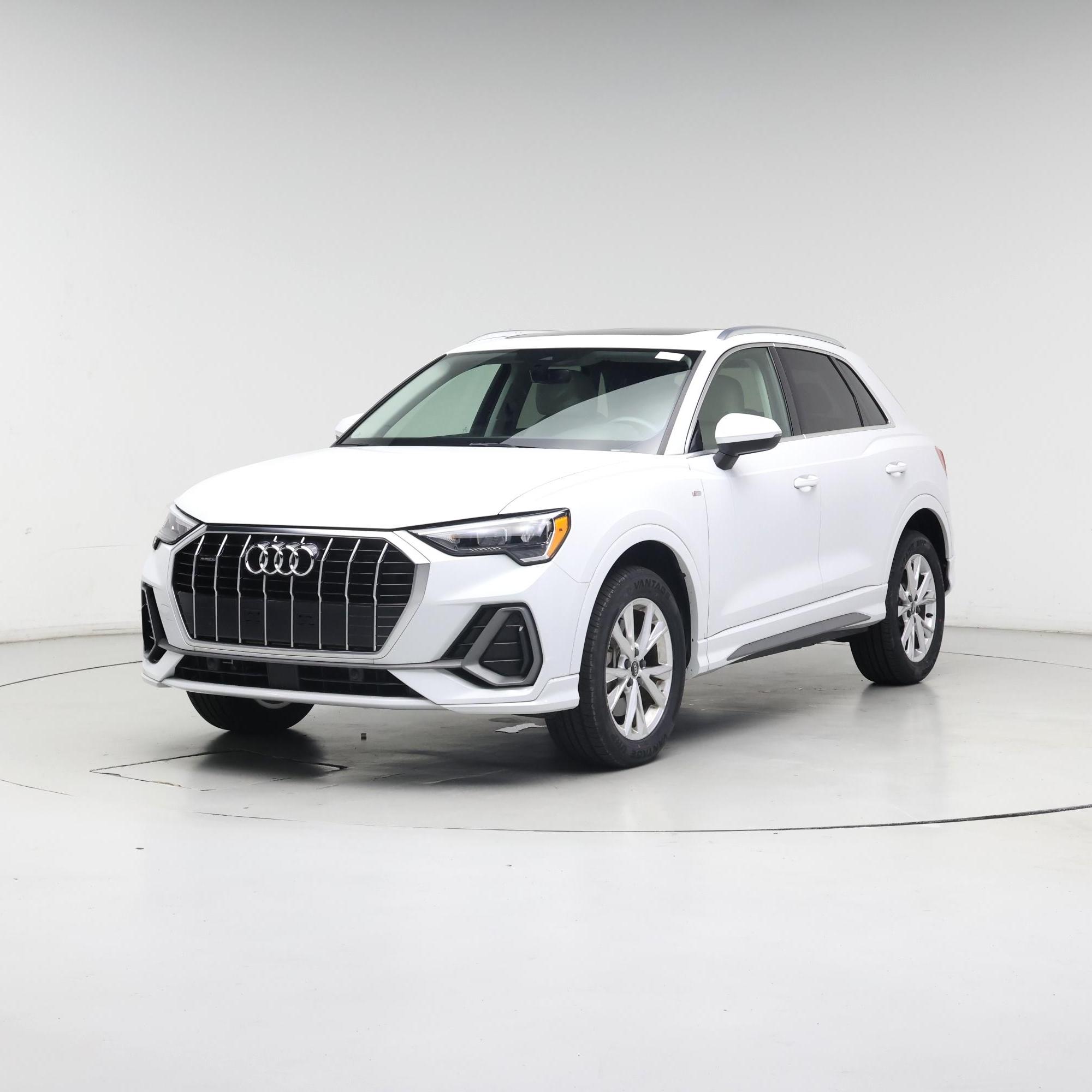 Thumbnail: 2022 Audi Q3 - 4