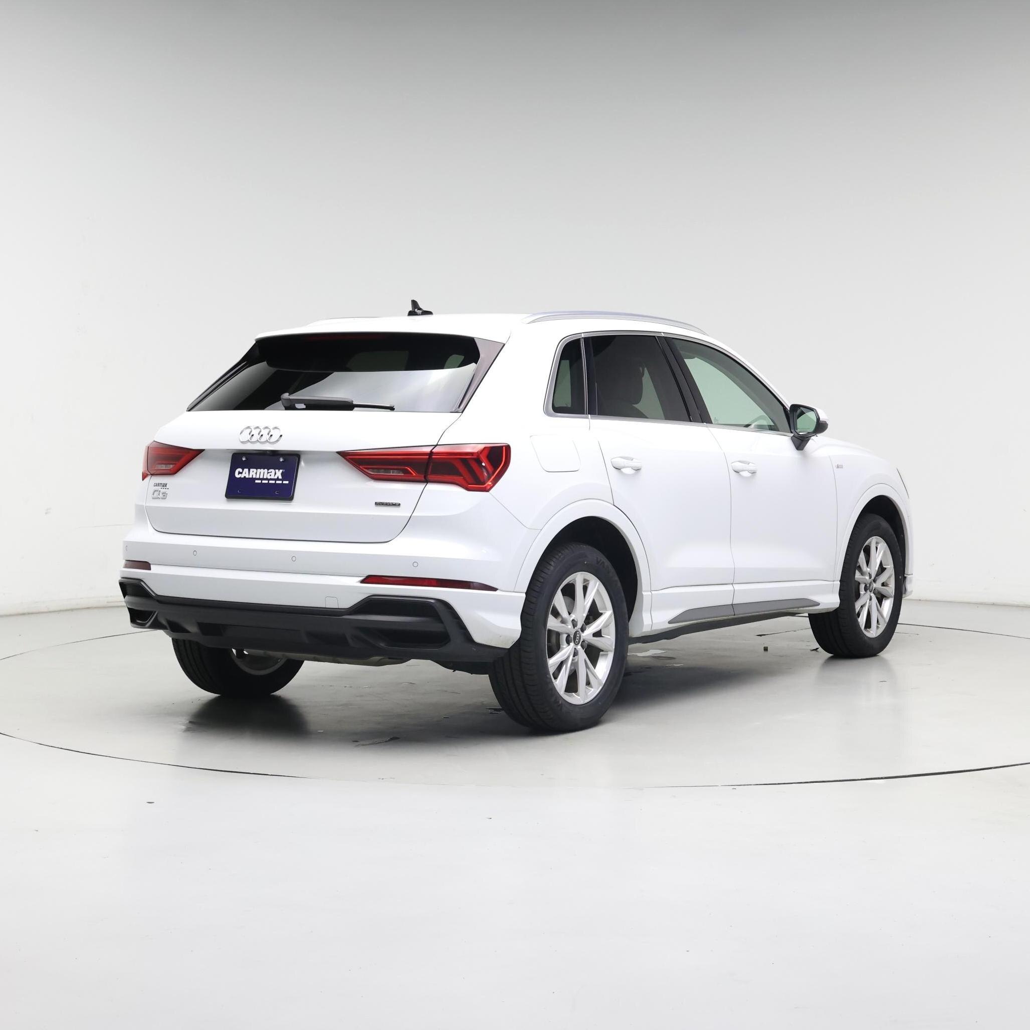 Thumbnail: 2022 Audi Q3 - 8