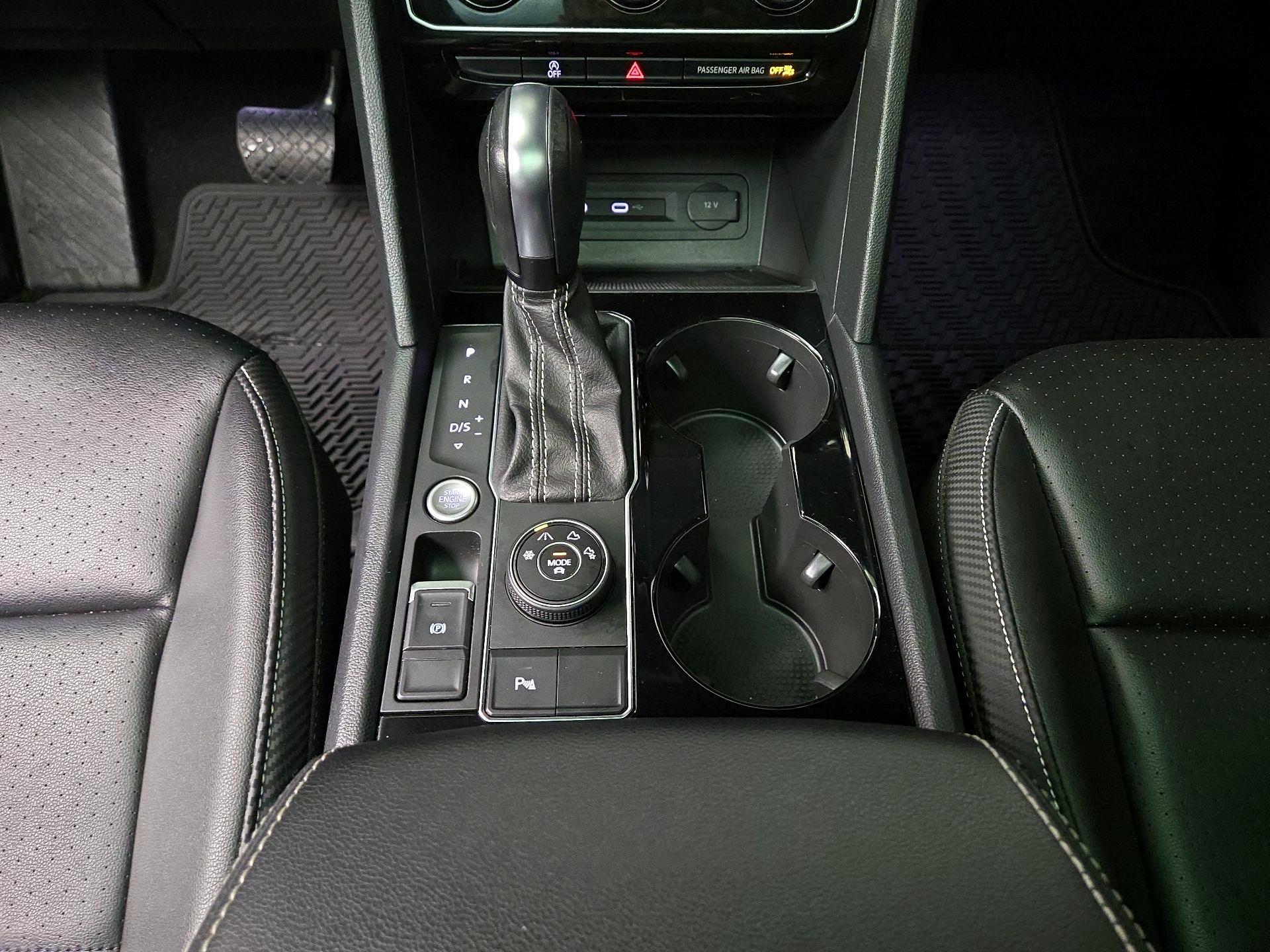 Thumbnail: 2022 Volkswagen Atlas - 17