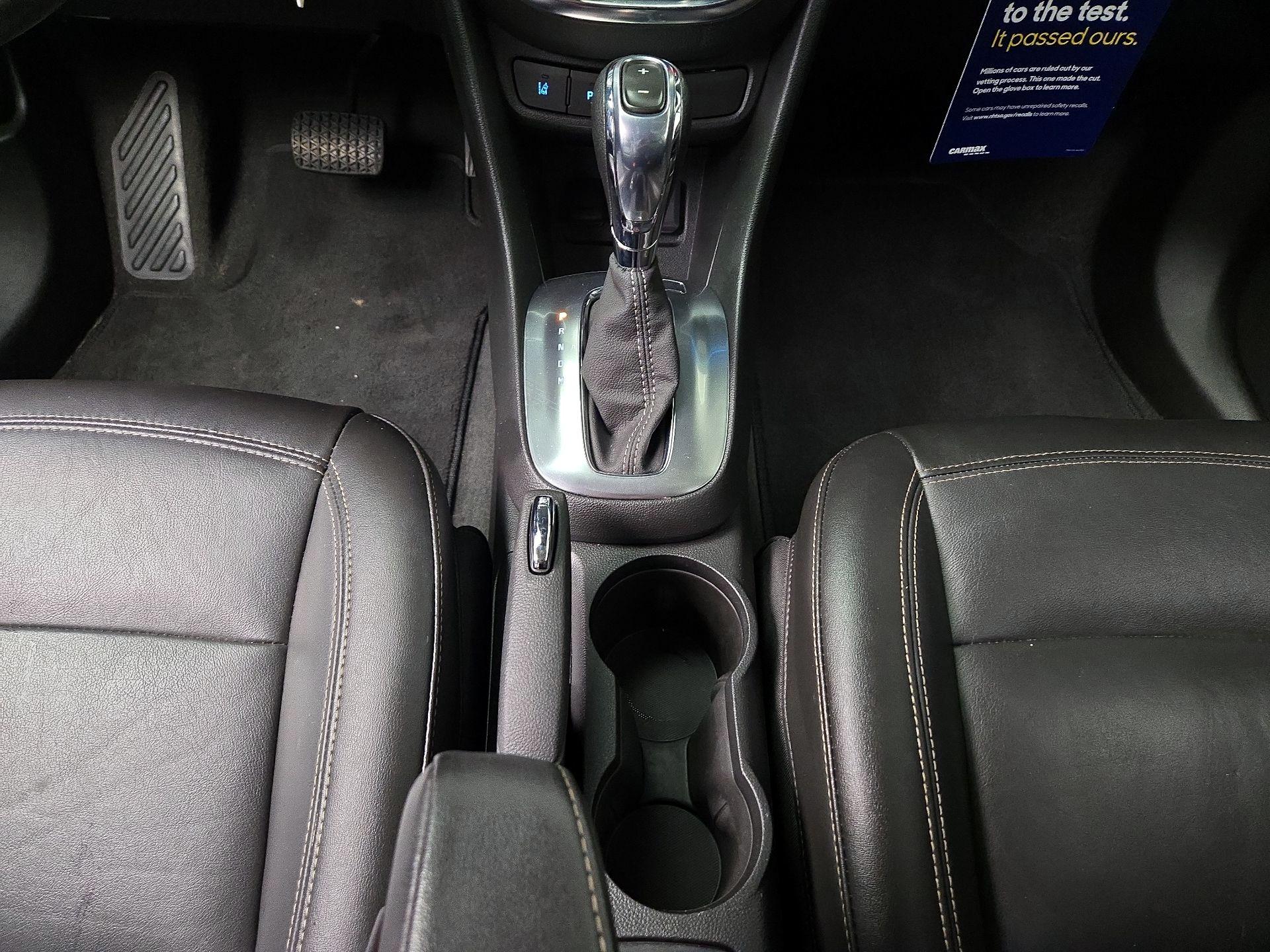 Thumbnail: 2015 Buick Encore - 18